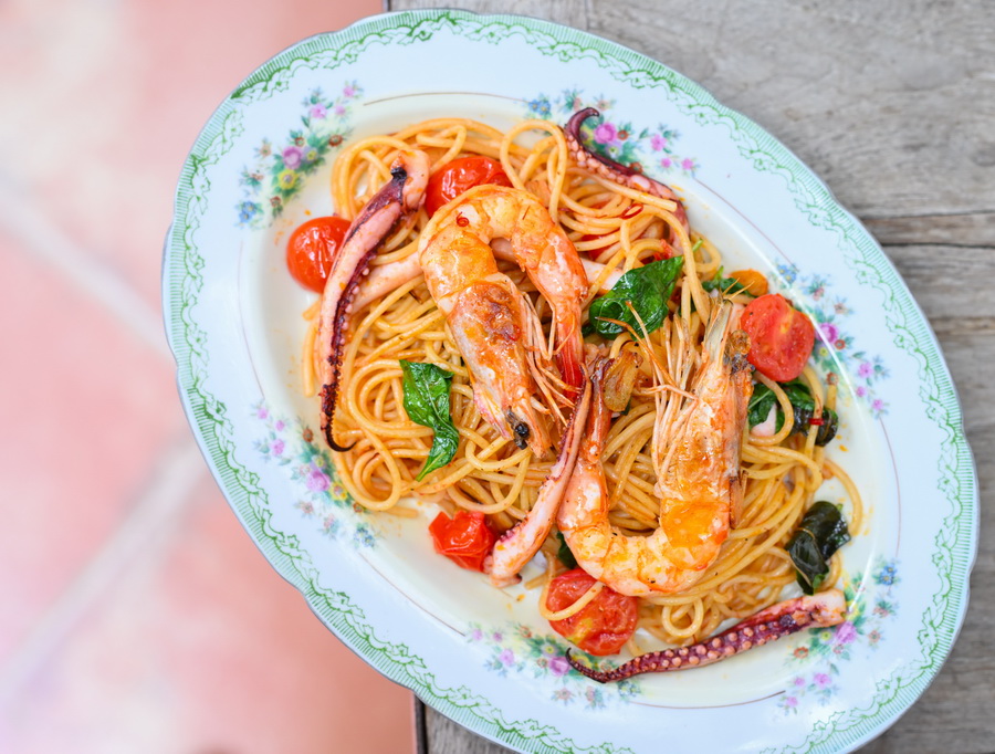 The House 94 แหล่งแฮงเอาต์ใหม่ใจกลางสุขุมวิท กับงาน ‘Christmas Magical @The House 94’ ที่อบอวลด้วยช่วงเวลาแห่งความสุข