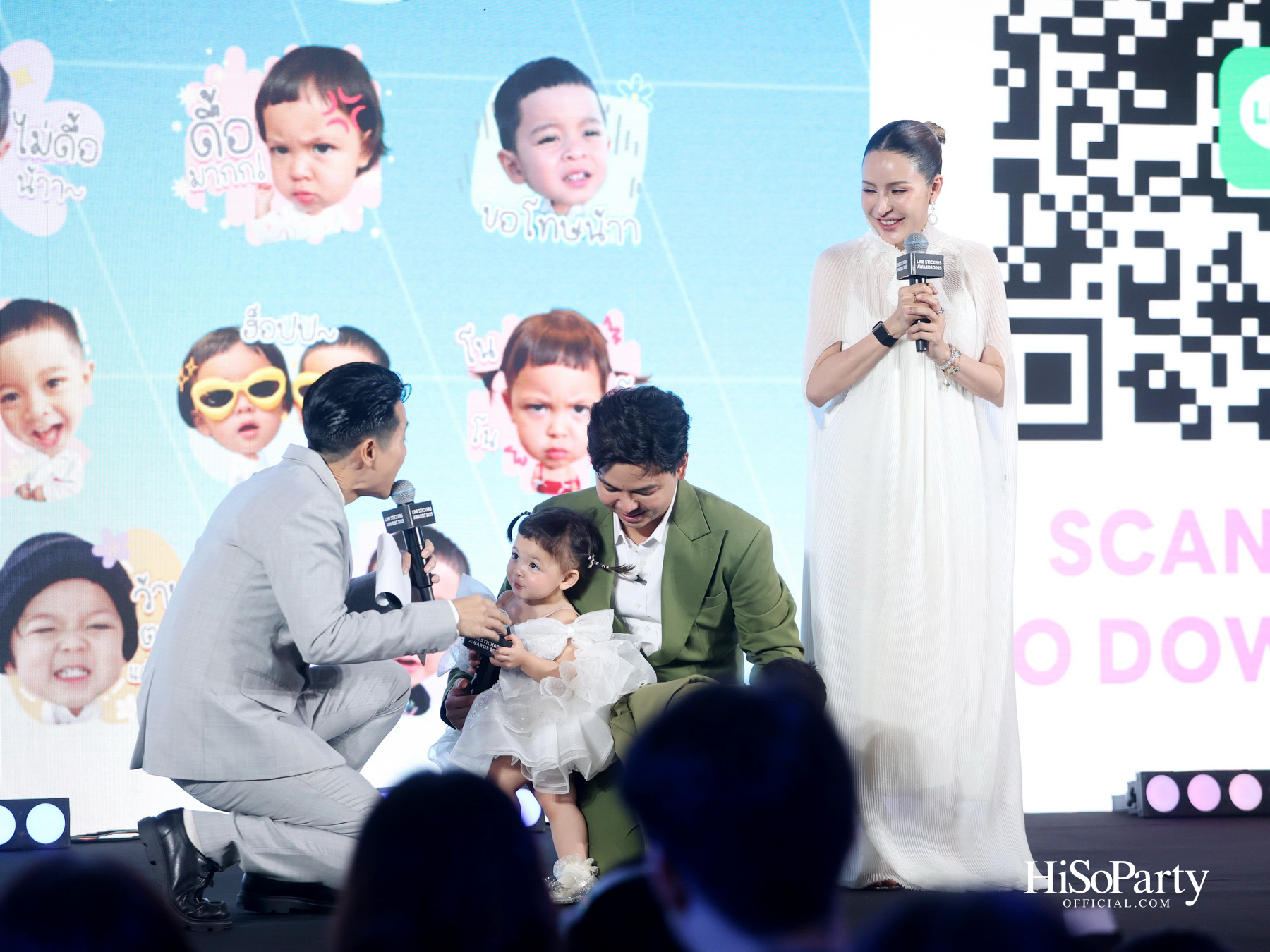 LINE STICKERS AWARDS 2025 เปิดพื้นที่จักรวาลแห่งความคิดสร้างสรรค์ ใจกลางเซ็นทรัลเวิลด์