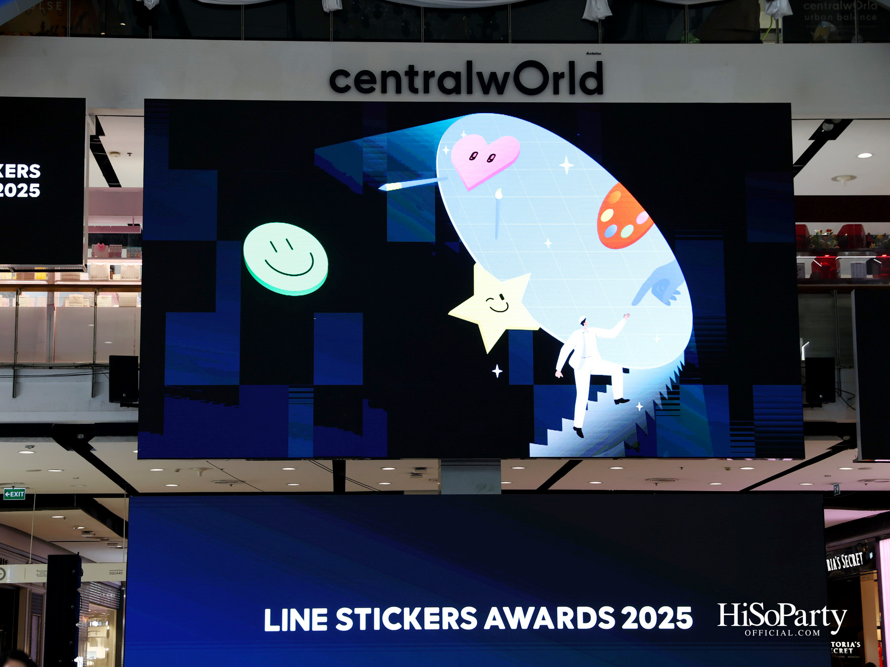 LINE STICKERS AWARDS 2025 เปิดพื้นที่จักรวาลแห่งความคิดสร้างสรรค์ ใจกลางเซ็นทรัลเวิลด์