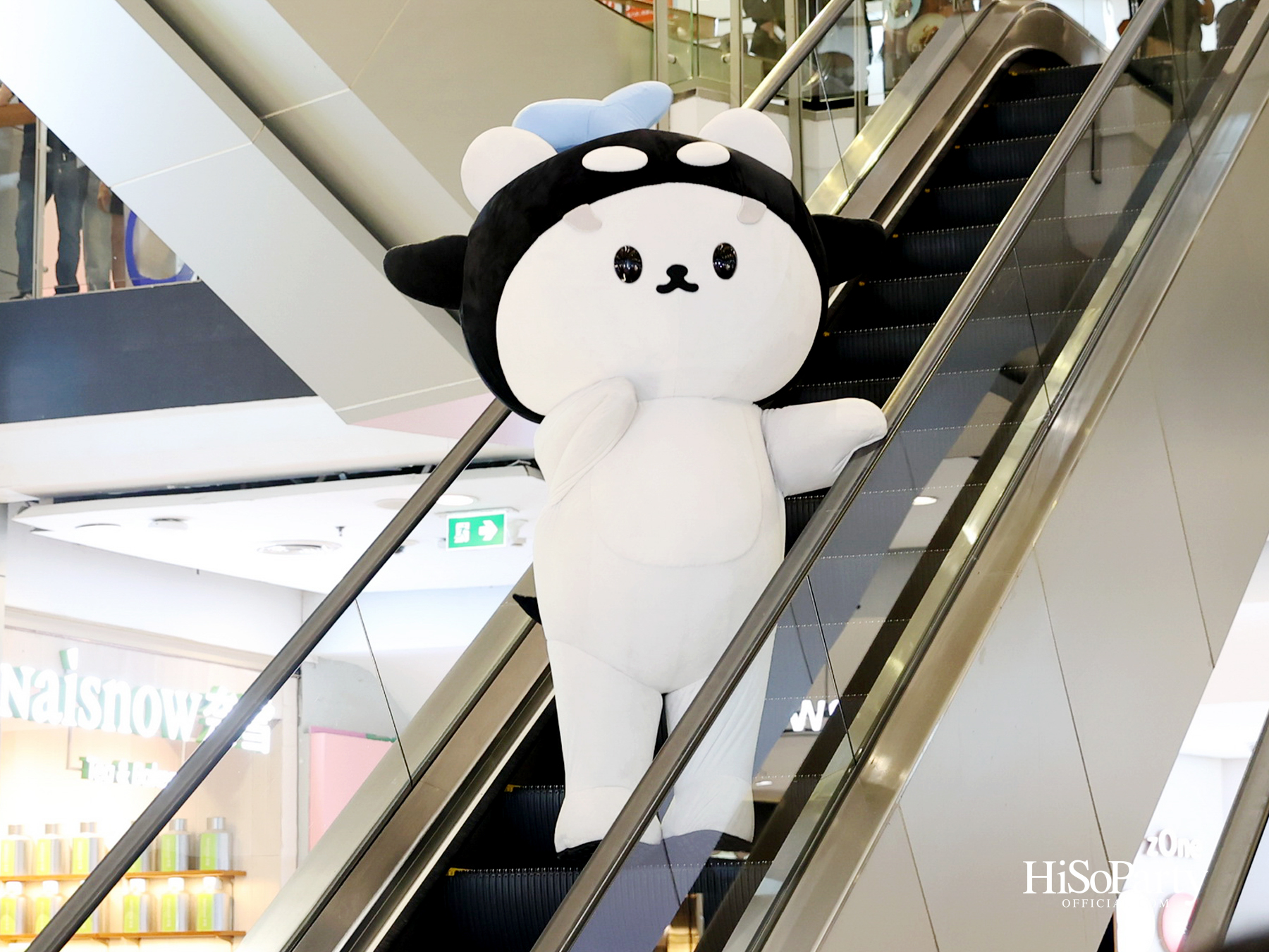 LINE STICKERS AWARDS 2025 เปิดพื้นที่จักรวาลแห่งความคิดสร้างสรรค์ ใจกลางเซ็นทรัลเวิลด์