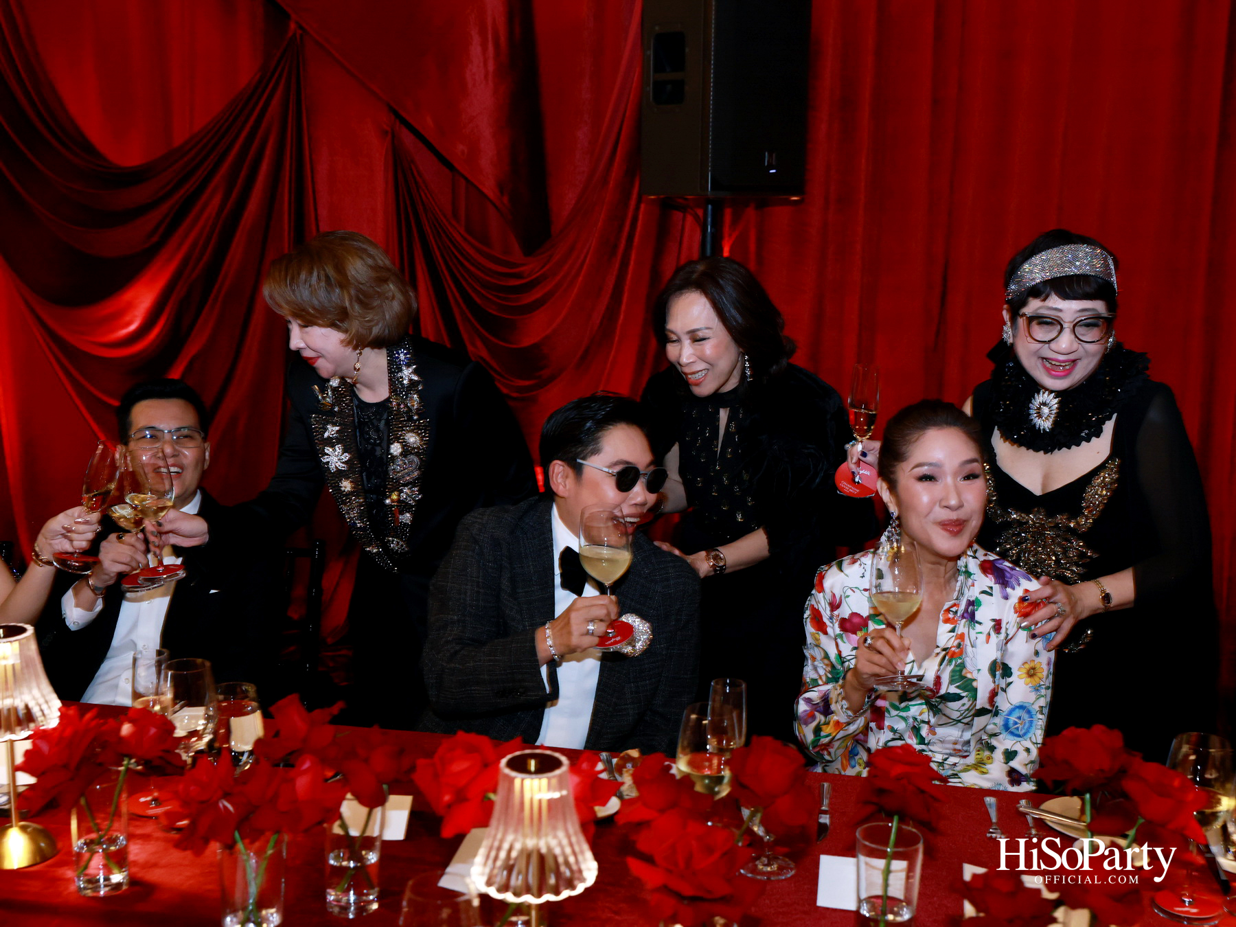 เอ็ม ดิสทริค เนรมิตค่ำคืน ‘EM DISTRICT: EM JAZZ CLUB’ ขอบคุณลูกค้าคนสำคัญในบรรยากาศแจ๊สบาร์สไตล์นิวยอร์ก