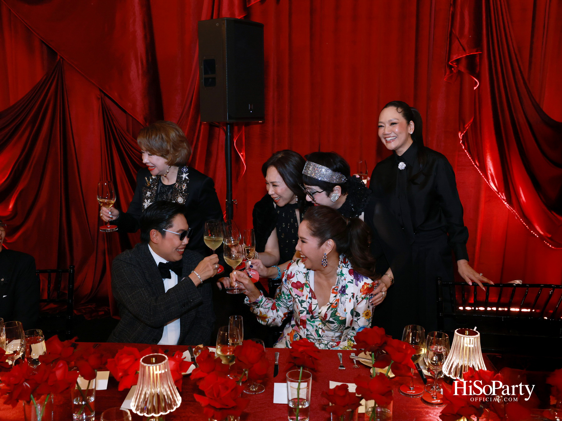 เอ็ม ดิสทริค เนรมิตค่ำคืน ‘EM DISTRICT: EM JAZZ CLUB’ ขอบคุณลูกค้าคนสำคัญในบรรยากาศแจ๊สบาร์สไตล์นิวยอร์ก