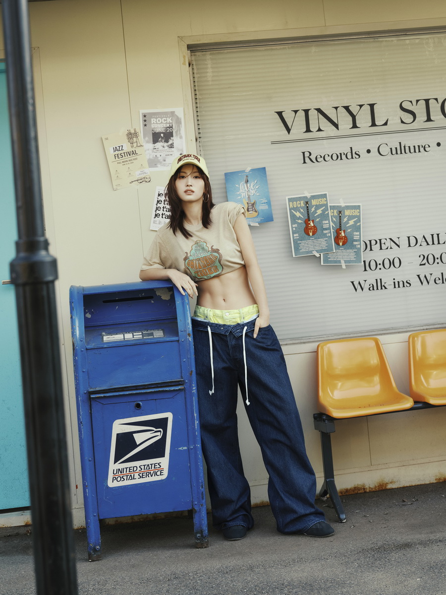 Onitsuka Tiger เปิดตัวภาพแคมเปญคอลเลกชัน DENIVITA ร่วมกับ MOMO วง TWICE