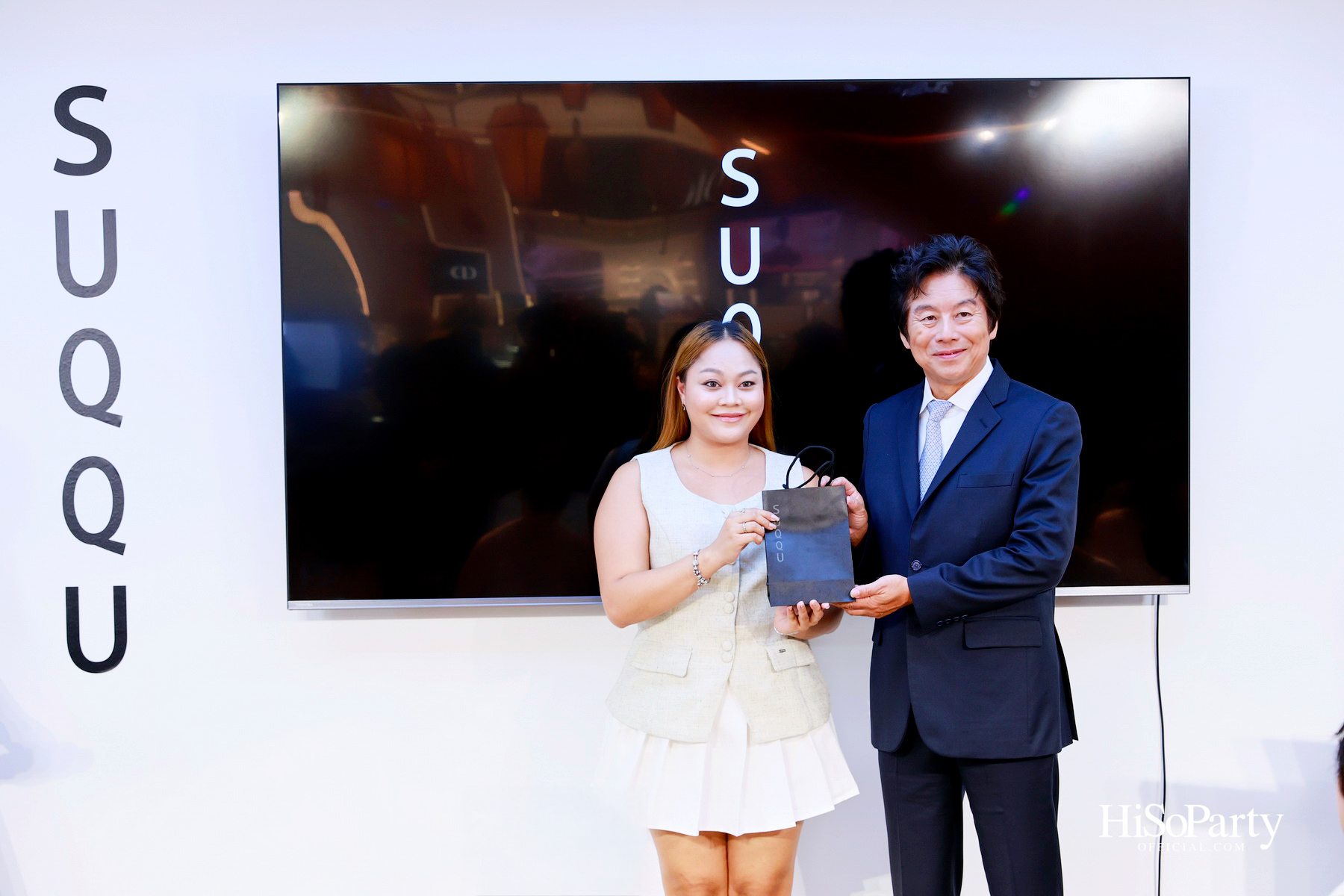 SUQQU เปิดตัวผลิตภัณฑ์รองพื้นระดับมาสเตอร์พีซ ‘THE LIQUID FOUNDATION e’ ถ่ายทอดแนวคิด ‘Vital Glow’ พลังแห่งงานผิวที่เปล่งประกาย