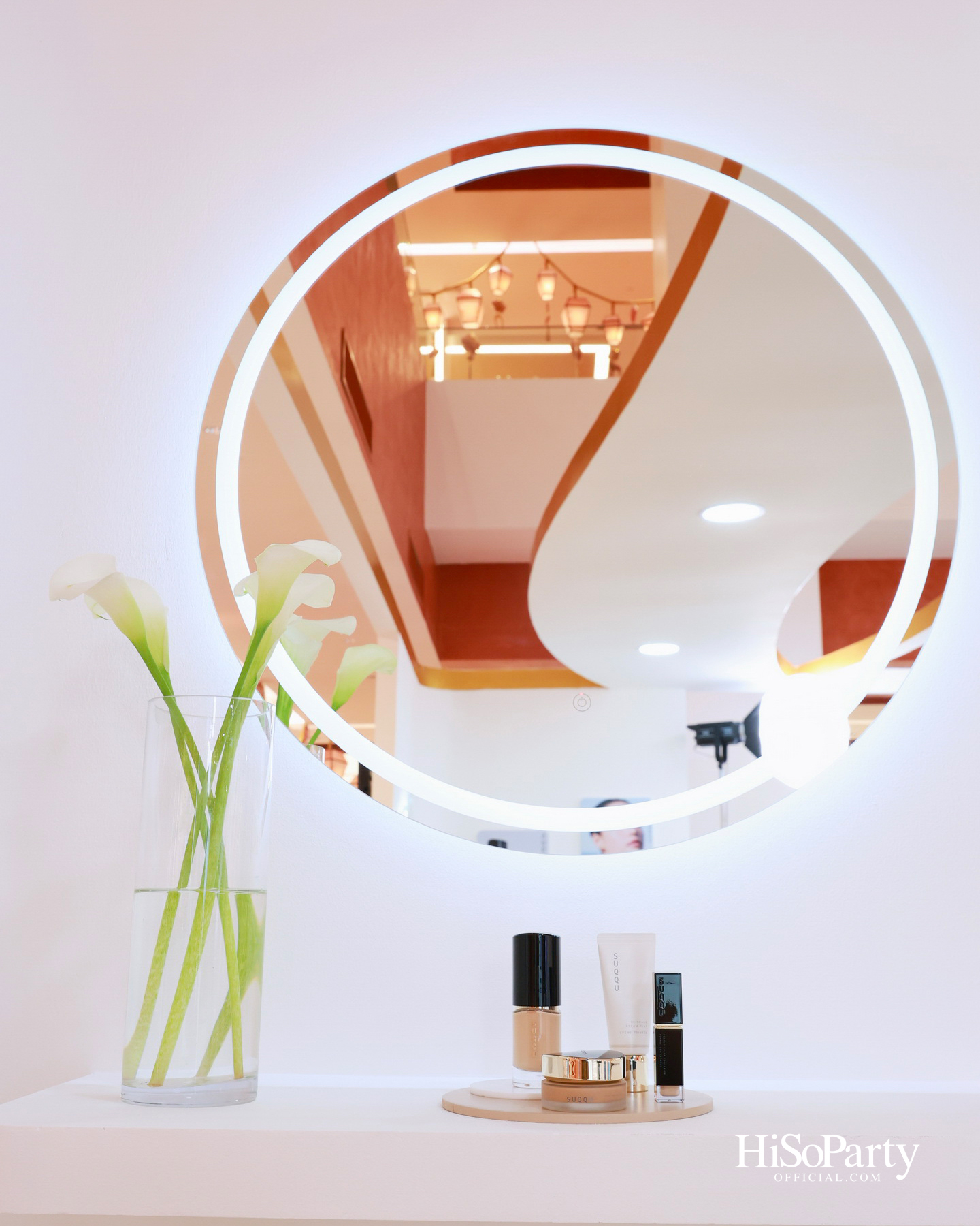 SUQQU เปิดตัวผลิตภัณฑ์รองพื้นระดับมาสเตอร์พีซ ‘THE LIQUID FOUNDATION e’ ถ่ายทอดแนวคิด ‘Vital Glow’ พลังแห่งงานผิวที่เปล่งประกาย