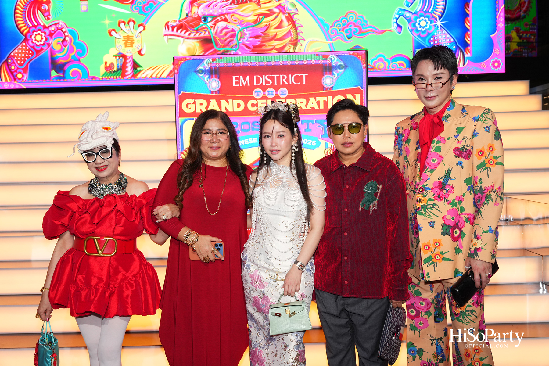 เอ็ม ดิสทริค ฉลองตรุษจีนปีมะเมีย เปิด ‘จักรพรรดิเทพมังกรสวรรค์’ 40 เมตร พร้อมโชว์สุดอลังการจาก หลิง-ออม