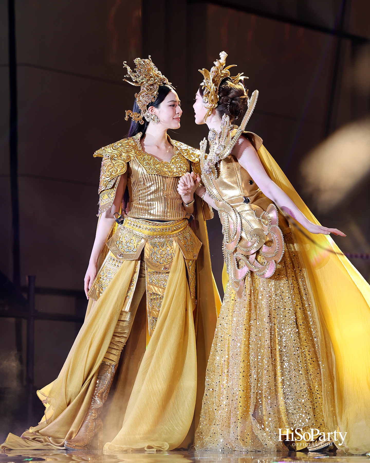 เอ็ม ดิสทริค ฉลองตรุษจีนปีมะเมีย เปิด ‘จักรพรรดิเทพมังกรสวรรค์’ 40 เมตร พร้อมโชว์สุดอลังการจาก หลิง-ออม