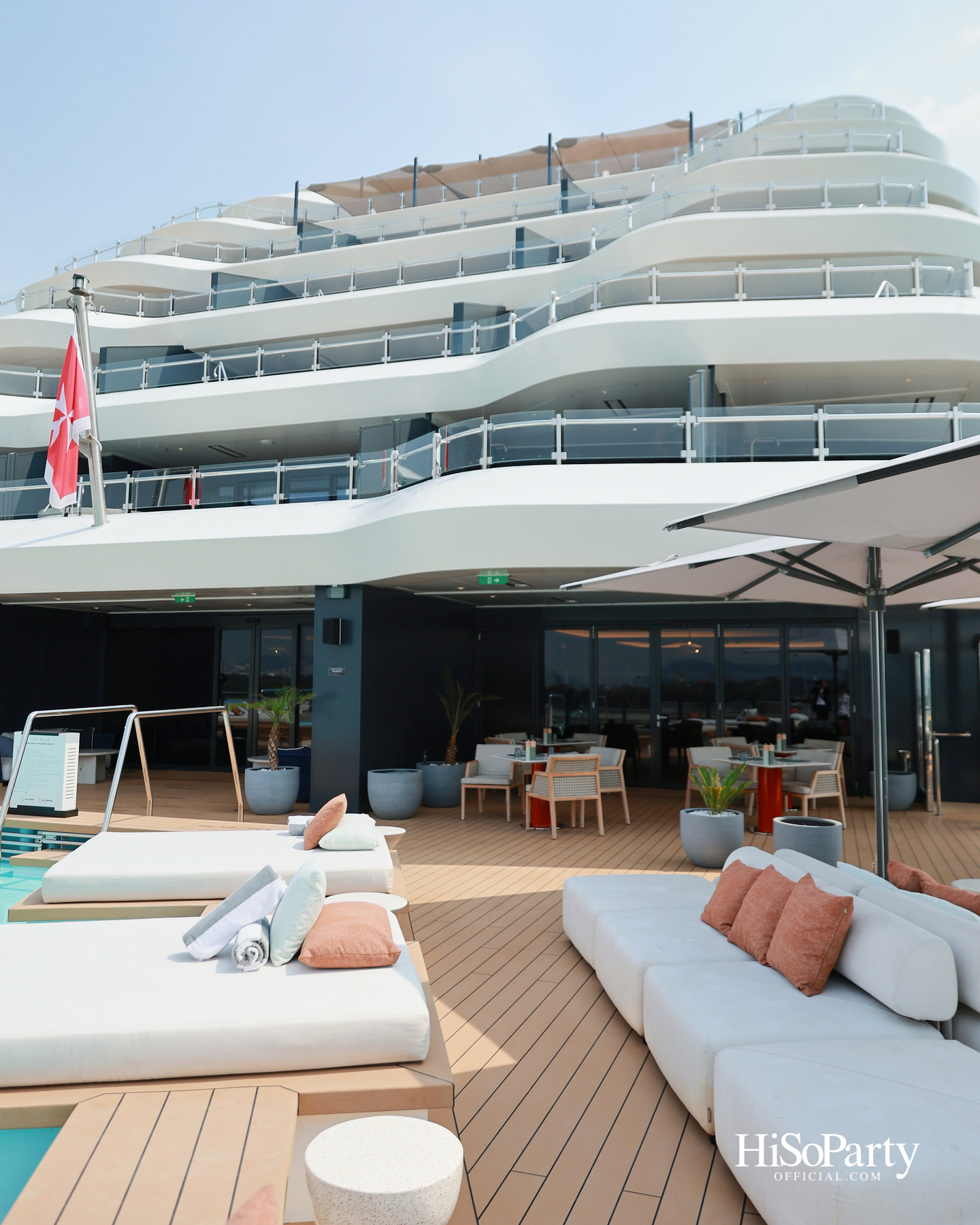 Deck 9 เปิดประสบการณ์เหนือระดับบน ‘Luminara’ ซูเปอร์ยอทช์ล่าสุดจาก The Ritz-Carlton Yacht Collection เยือนไทยครั้งแรก