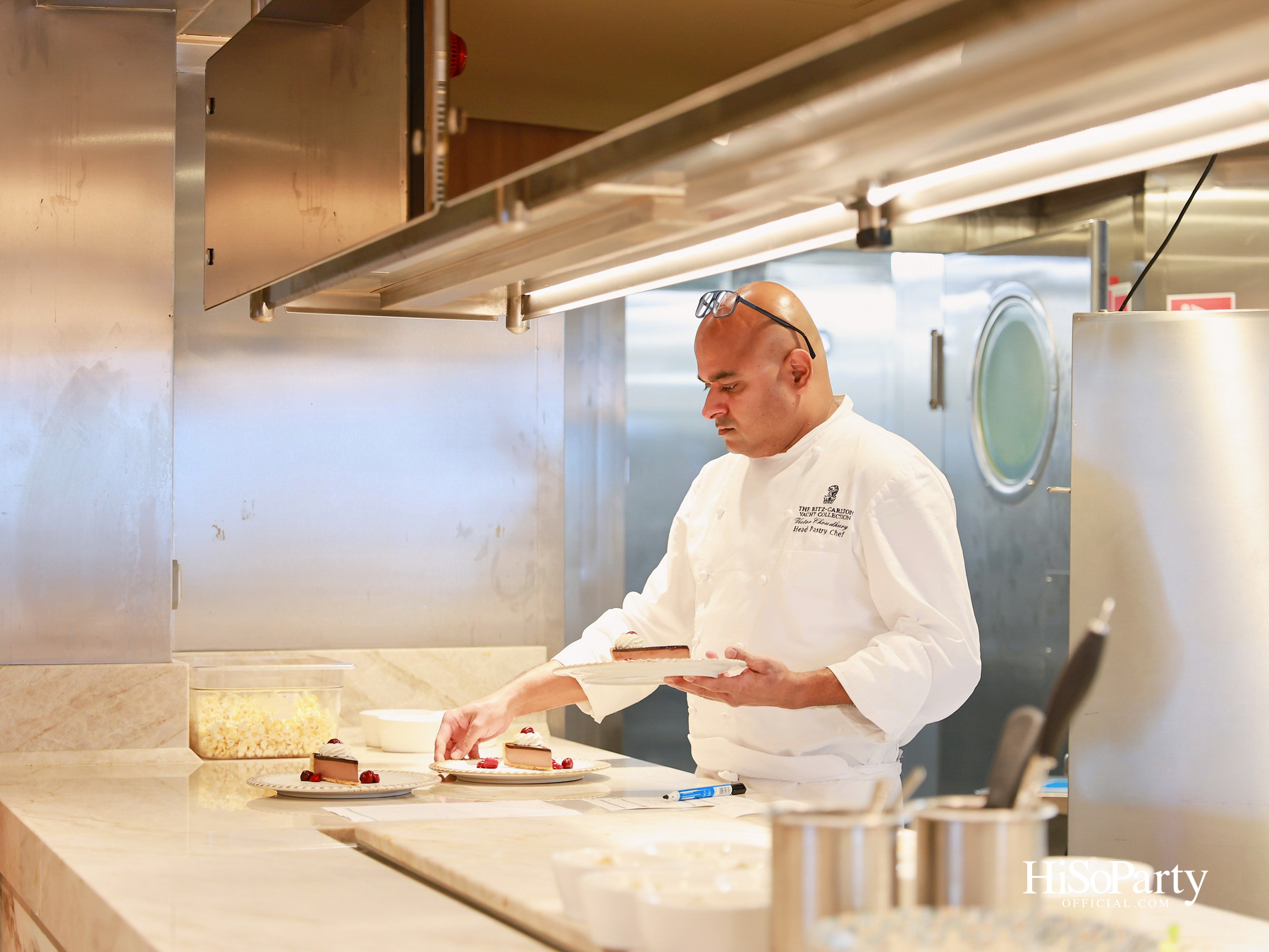 Deck 9 เปิดประสบการณ์เหนือระดับบน ‘Luminara’ ซูเปอร์ยอทช์ล่าสุดจาก The Ritz-Carlton Yacht Collection เยือนไทยครั้งแรก