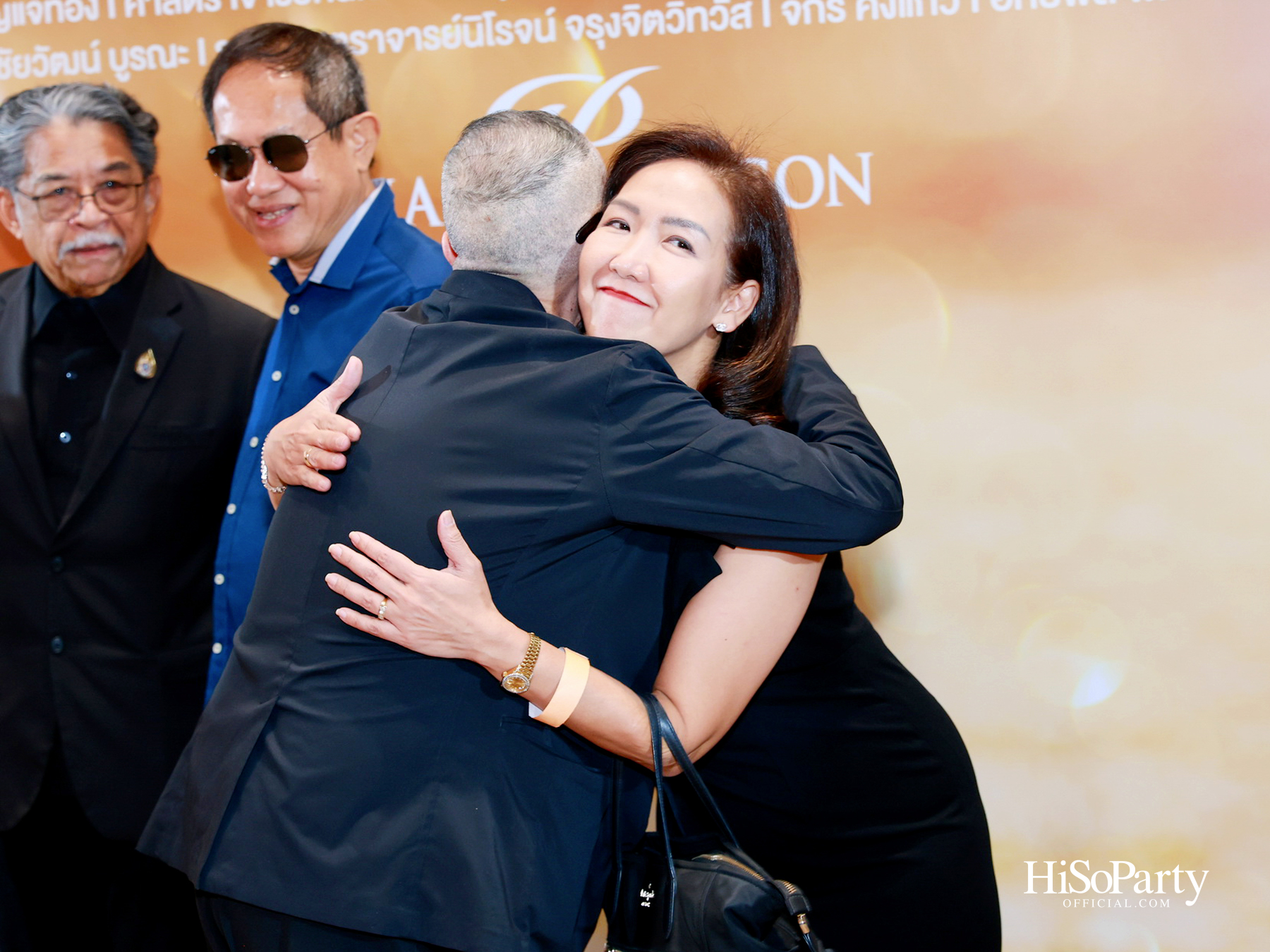 สยามพารากอน จัดนิทรรศการ ‘น้อมรำลึกในพระมหากรุณาธิคุณ แห่งสมเด็จพระบรมราชชนนีพันปีหลวง’ พร้อมเปิด Art Jewel ชั้น 5