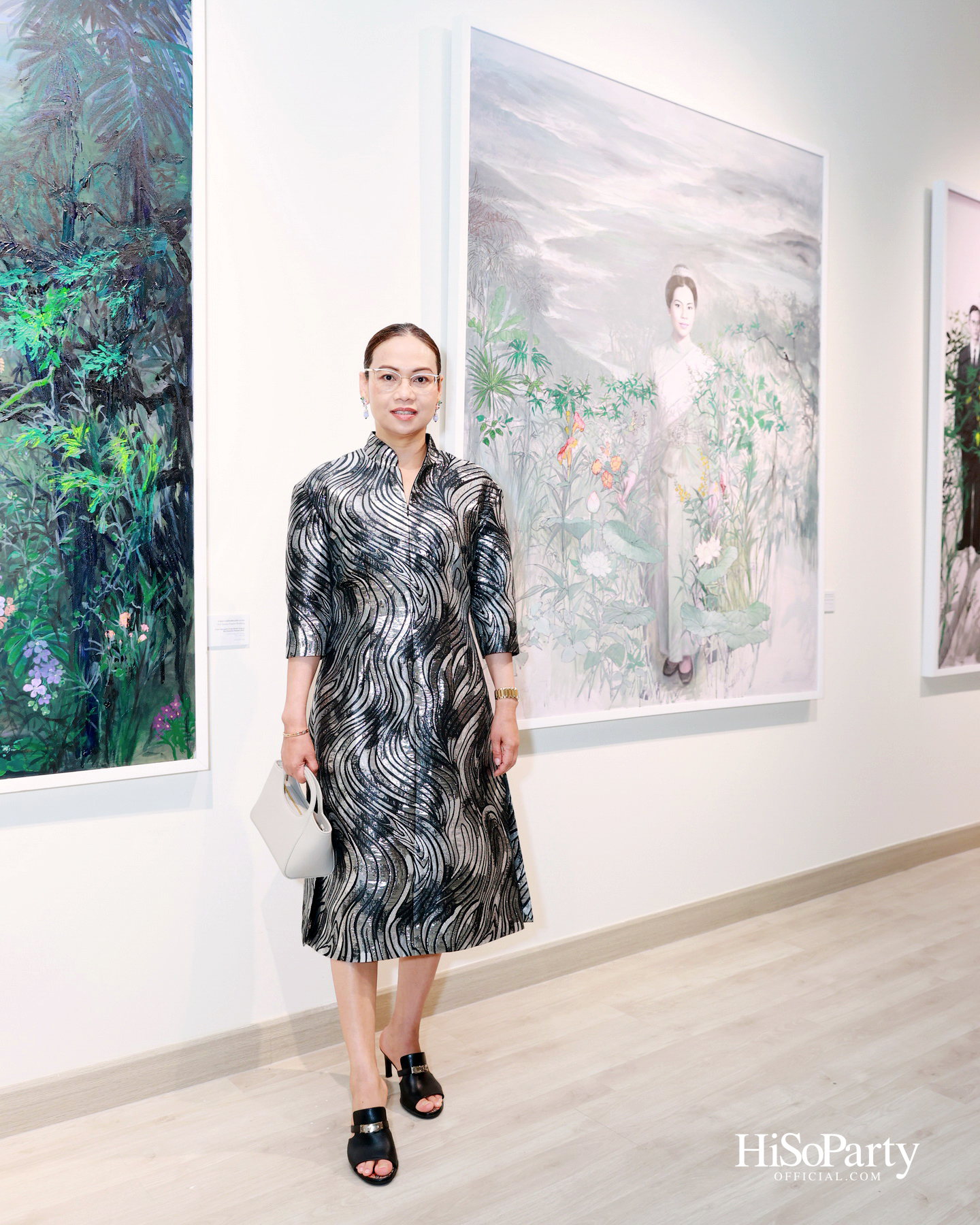 สยามพารากอน จัดนิทรรศการ ‘น้อมรำลึกในพระมหากรุณาธิคุณ แห่งสมเด็จพระบรมราชชนนีพันปีหลวง’ พร้อมเปิด Art Jewel ชั้น 5