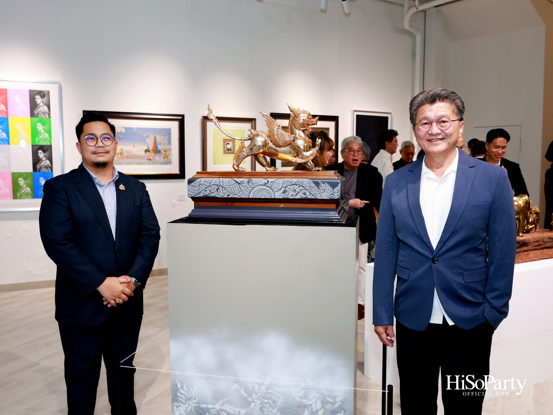 สยามพารากอน จัดนิทรรศการ ‘น้อมรำลึกในพระมหากรุณาธิคุณ แห่งสมเด็จพระบรมราชชนนีพันปีหลวง’ พร้อมเปิด Art Jewel ชั้น 5