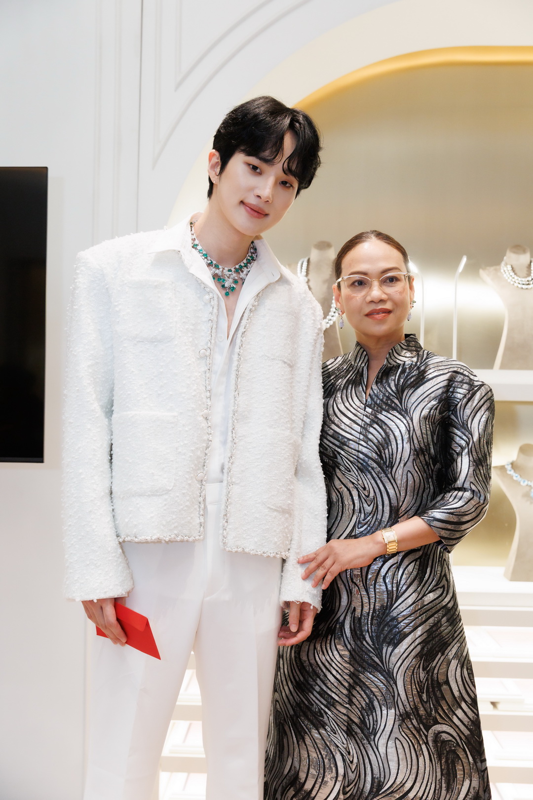 Beauty Gems เปิดตัว ‘Maison Abeille’ คอลเลกชันพิเศษ ในโอกาสแต่งตั้ง YU HYUN WOO แบรนด์แอมบาสเดอร์คนล่าสุด