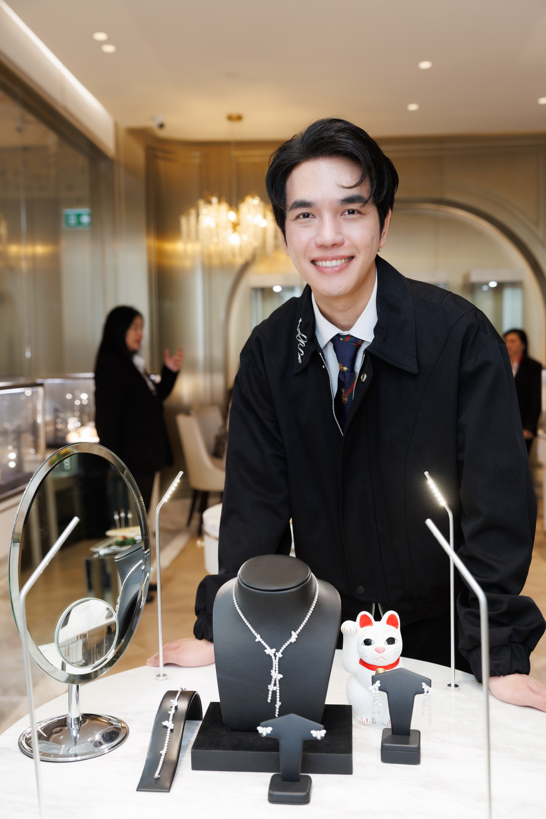 Beauty Gems เปิดตัว ‘Maison Abeille’ คอลเลกชันพิเศษ ในโอกาสแต่งตั้ง YU HYUN WOO แบรนด์แอมบาสเดอร์คนล่าสุด