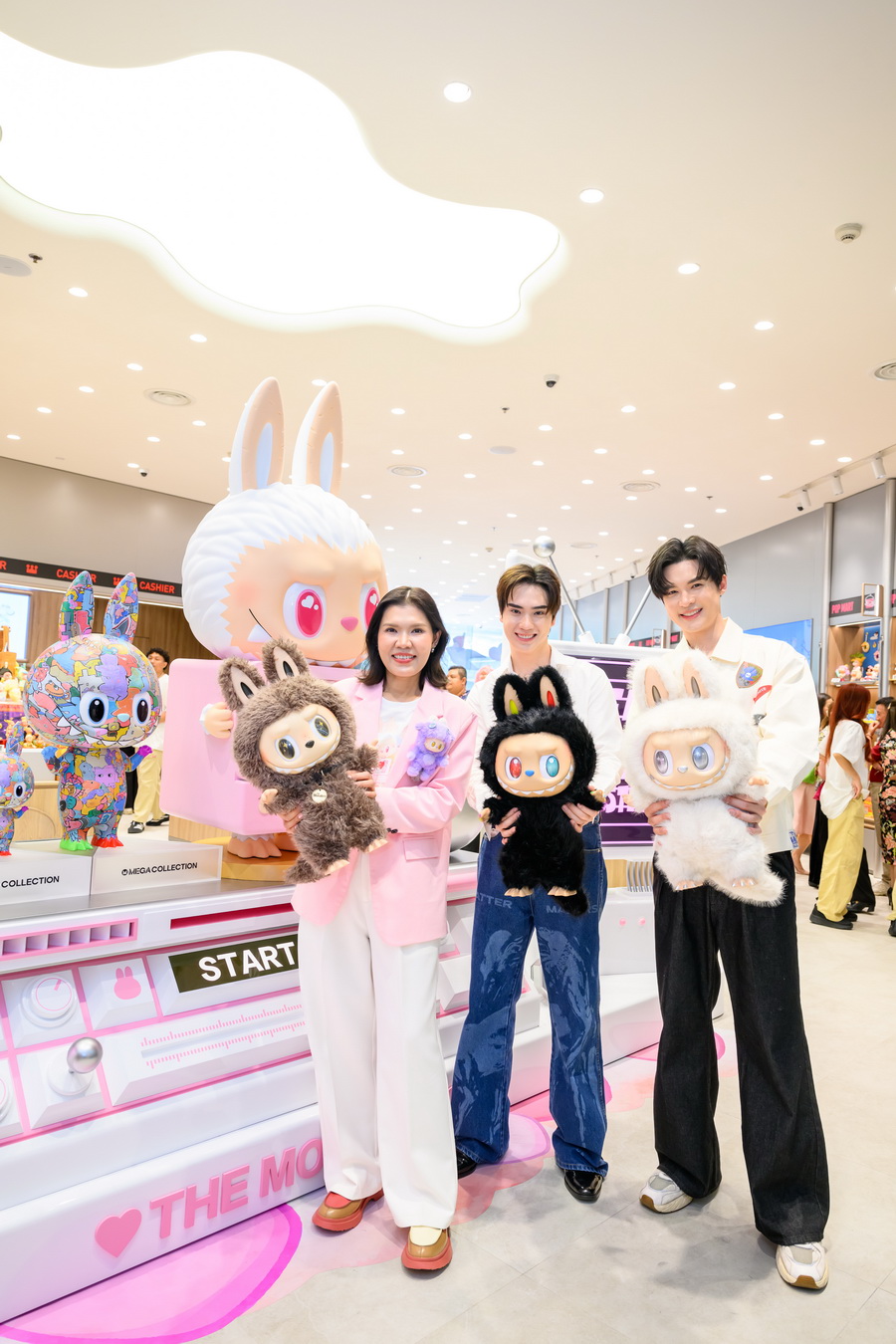 POP MART ขยายอาณาจักรป๊อปคัลเจอร์สู่รังสิต เปิดสโตร์ธีม ‘The Monsters’ ฉลอง 10 ปีแห่งจินตนาการ ณ ZPELL @ FUTURE PARK