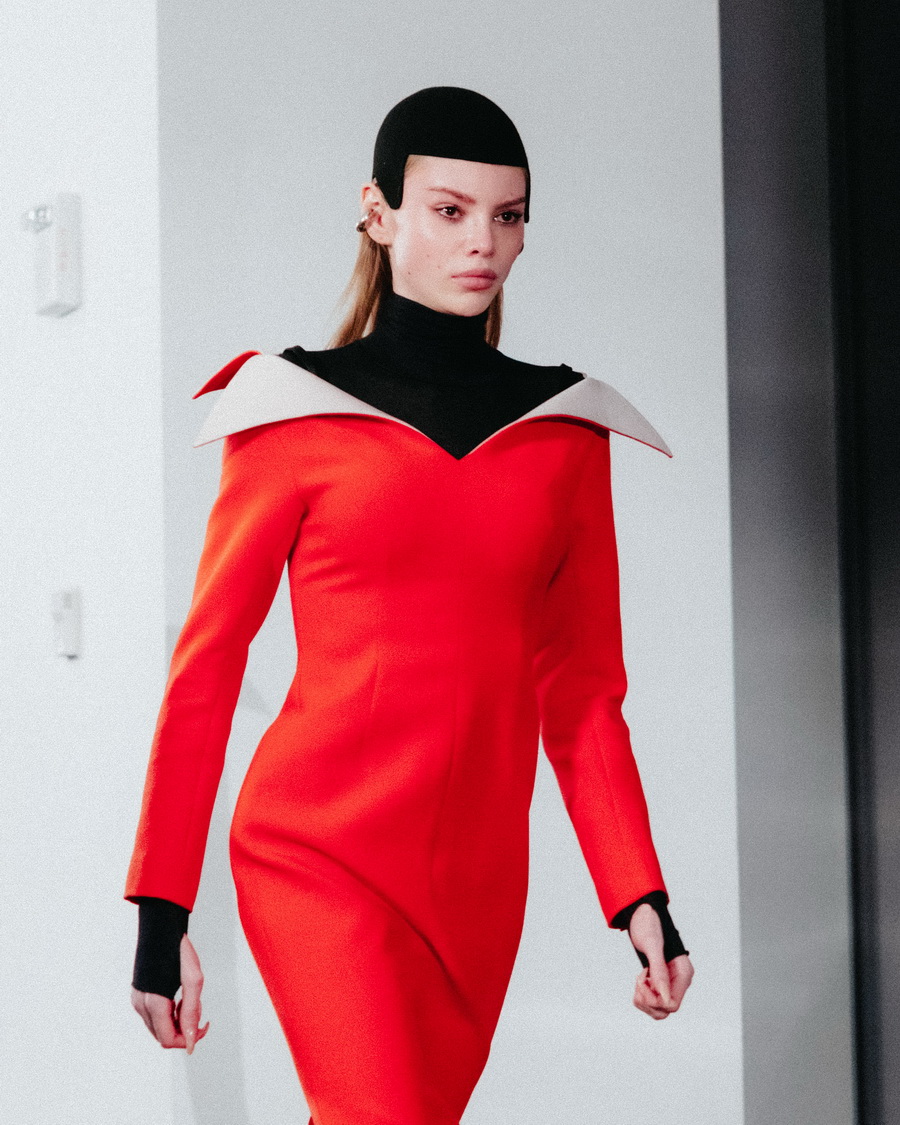 ‘WISH ME LUCK’ คอลเลกชัน Spring/Summer 2026 จาก VICKTEERUT บนรันเวย์นิวยอร์กแฟชั่นวีค