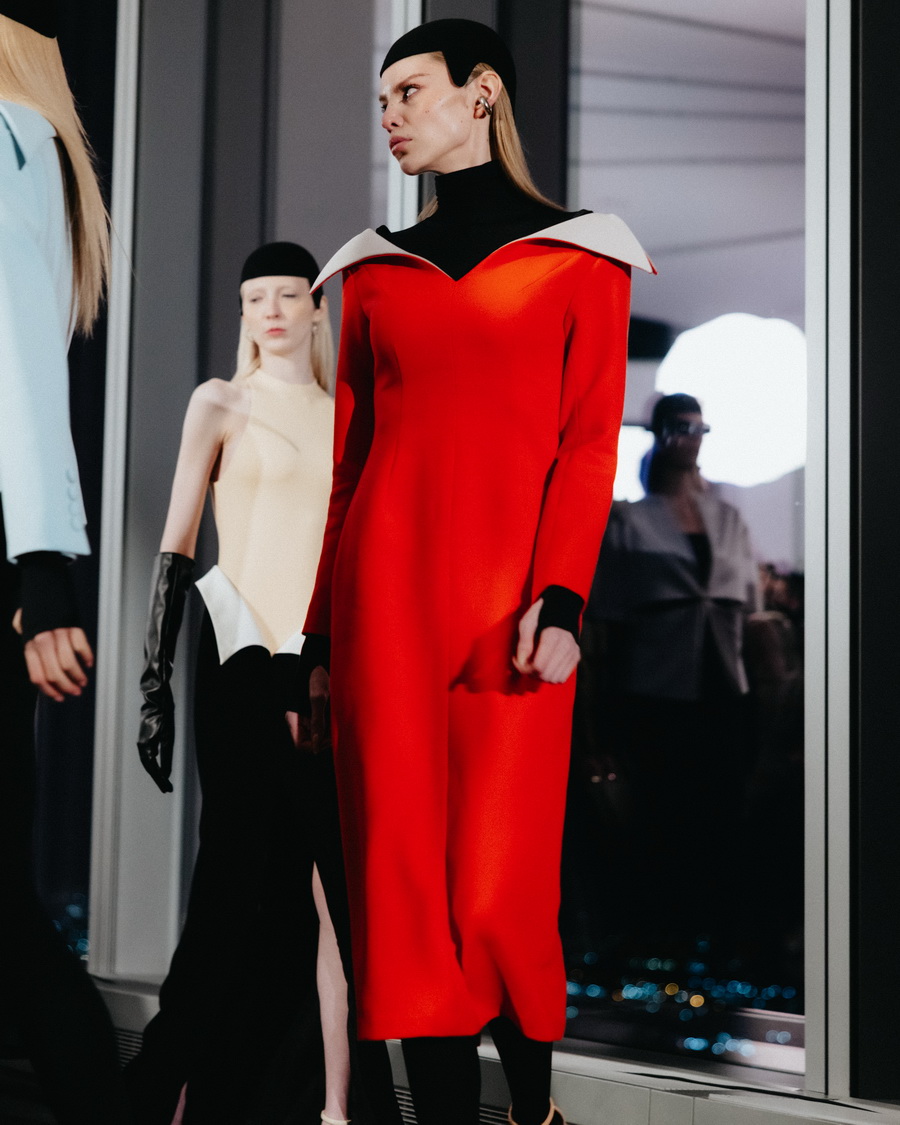 ‘WISH ME LUCK’ คอลเลกชัน Spring/Summer 2026 จาก VICKTEERUT บนรันเวย์นิวยอร์กแฟชั่นวีค