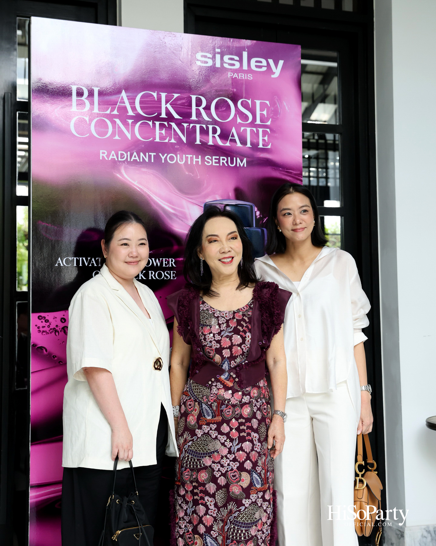 ‘Black Rose Concentrate Radiant Youth Serum’ นวัตกรรมล่าสุดจาก Sisley เปิดตัวอย่างเอ็กซ์คลูซีฟ ณ The Siam Hotel