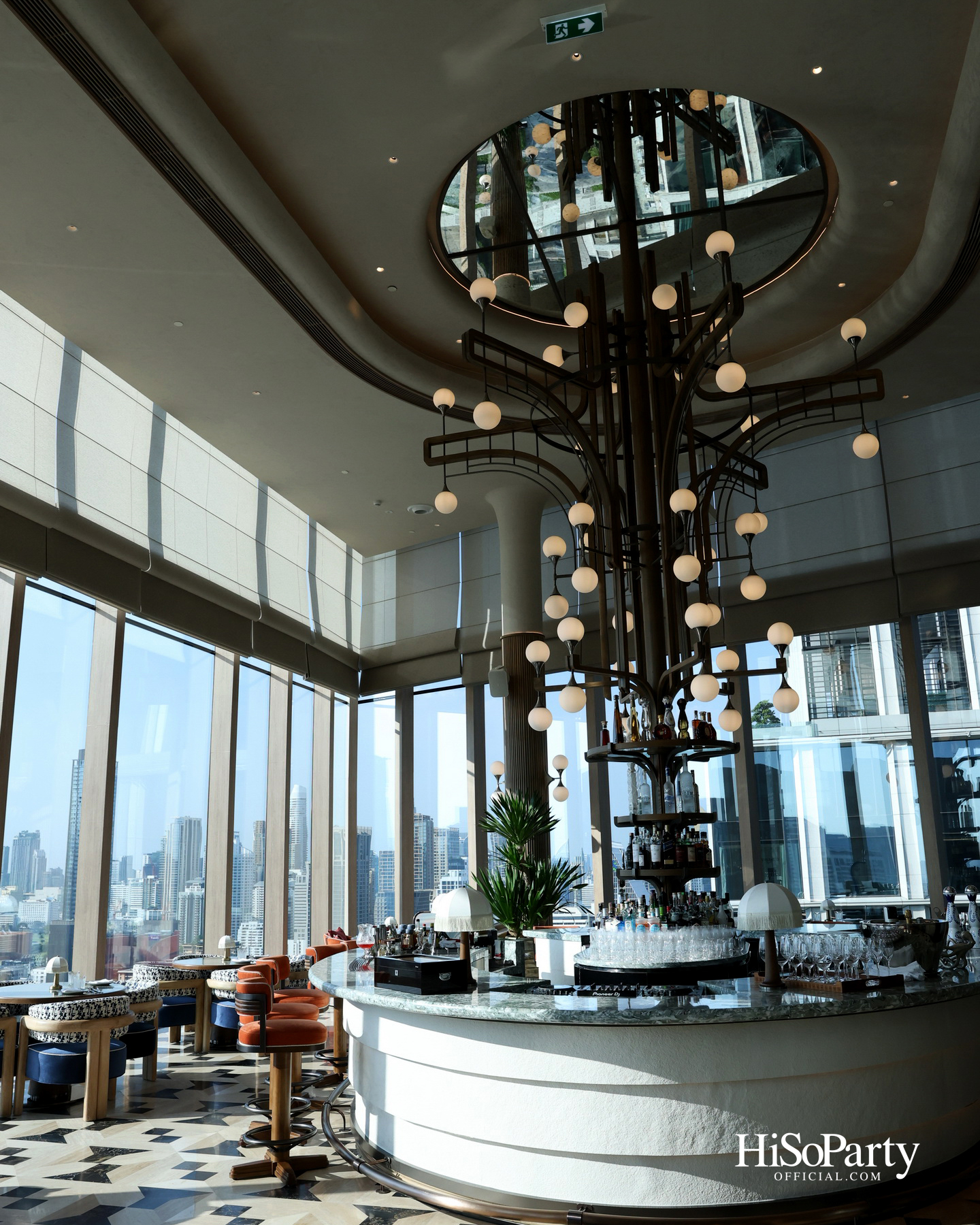 ‘Andaz One Bangkok Design & Art Talk’ ถ่ายทอดอัตลักษณ์ถนนวิทยุผ่านดีไซน์และศิลปะร่วมสมัย