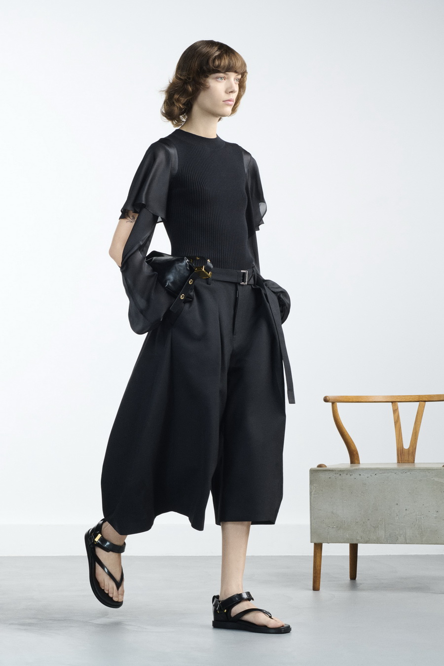 sacai Men’s Spring & Summer 2026 / Women’s Spring 2026 ‘EVERYDAY ALL DAY’ เมื่อความไฮบริดยกระดับชีวิตประจำวัน