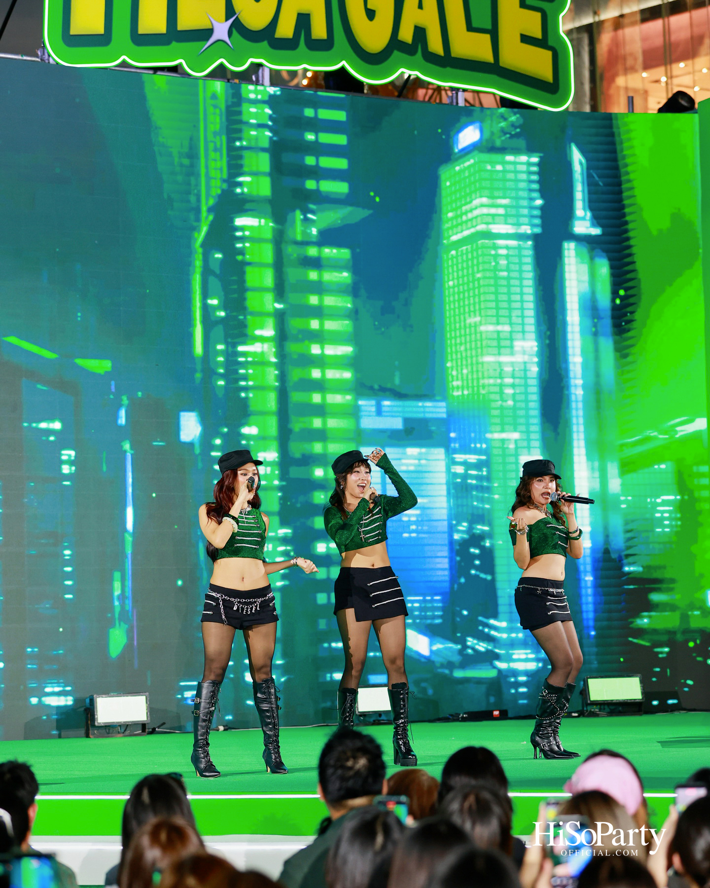 Grab เปิดตัวแคมเปญ ‘GrabFood MEGA GALE ถูกกว่าชัวร์’ ต้อนรับ น้องเกล แอบิเกล Friend of Grab คนล่าสุด