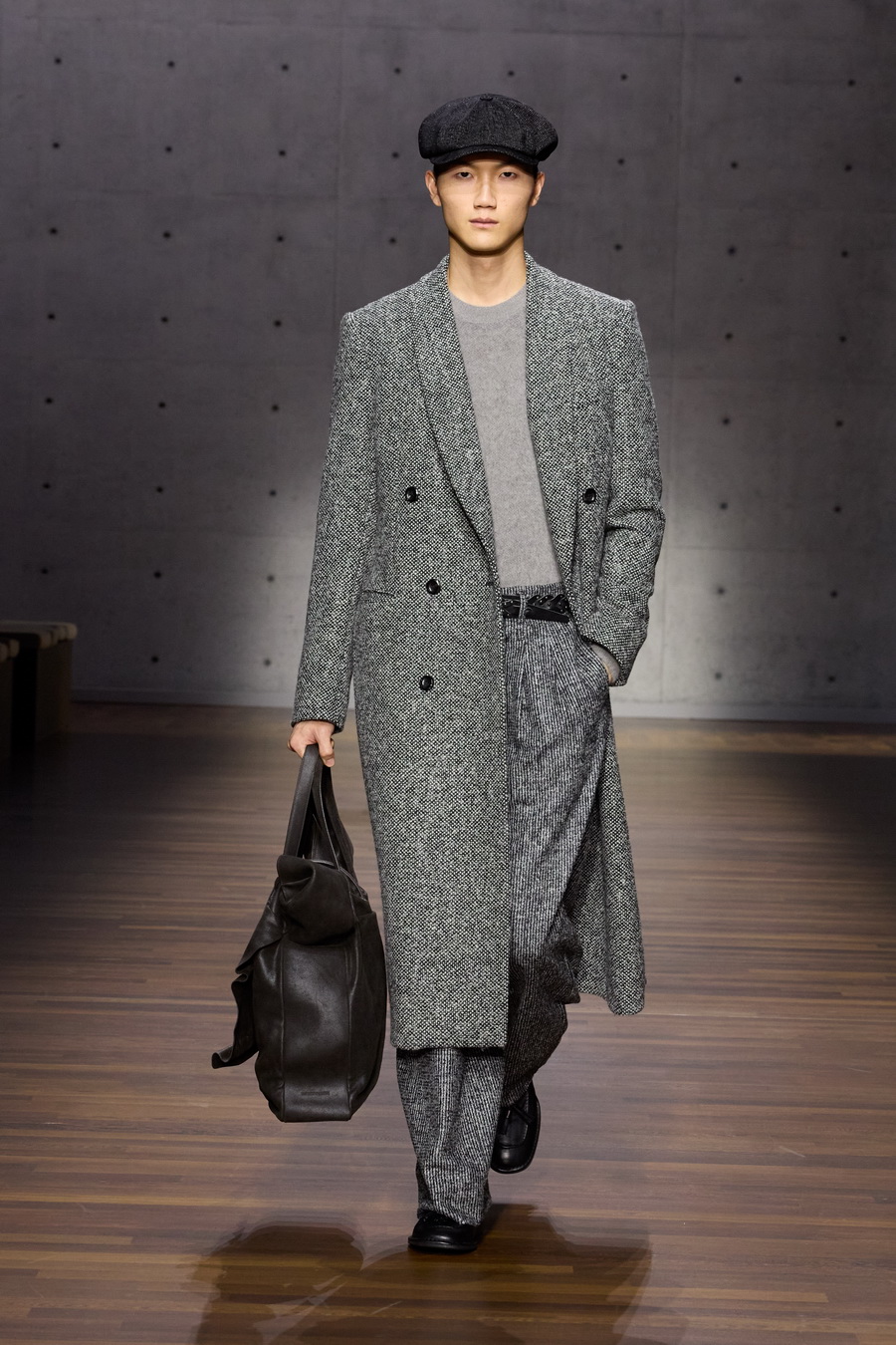 Emporio Armani Autumn/Winter 2026–27 นิยามใหม่ของความสมดุลระหว่างกฎเกณฑ์และเสรีภาพ