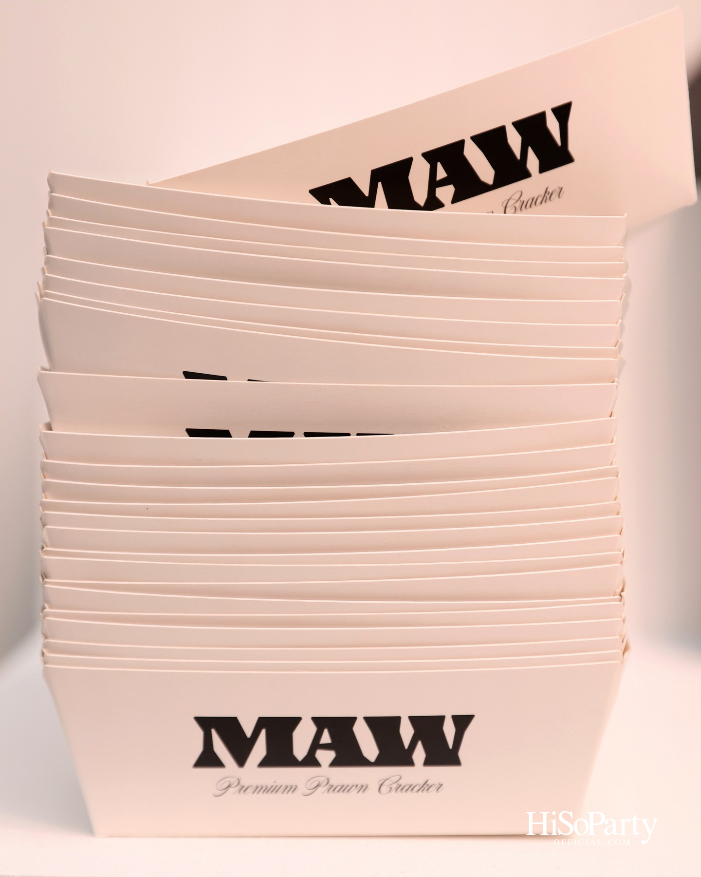 ‘MAW’ ขนมพรีเมียมแบรนด์ใหม่ของ พีช พชร ยกระดับทุกโมเมนต์ธรรมดาให้มีสไตล์