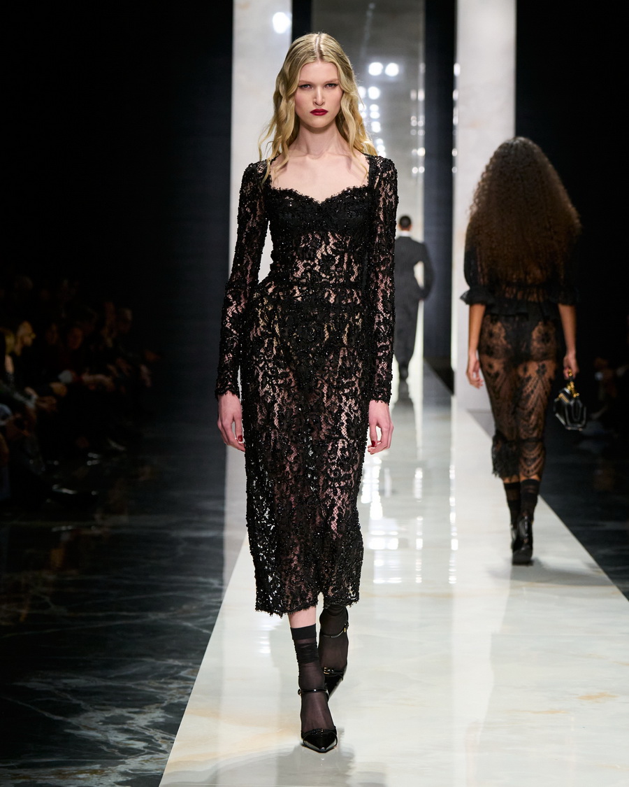 Dolce&Gabbana เผยโฉมคอลเลกชัน Women’s Fall/Winter 2026 ภายใต้แนวคิด ‘Identity’ สะท้อนอัตลักษณ์และเสน่ห์เหนือกาลเวลา