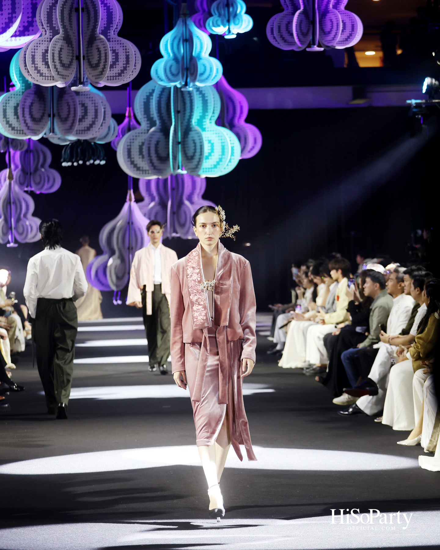 River City Bangkok เปิดค่ำคืนแห่งแสงไฟ ‘A Constellation in Bloom’ ร่วมกับ SARRAN