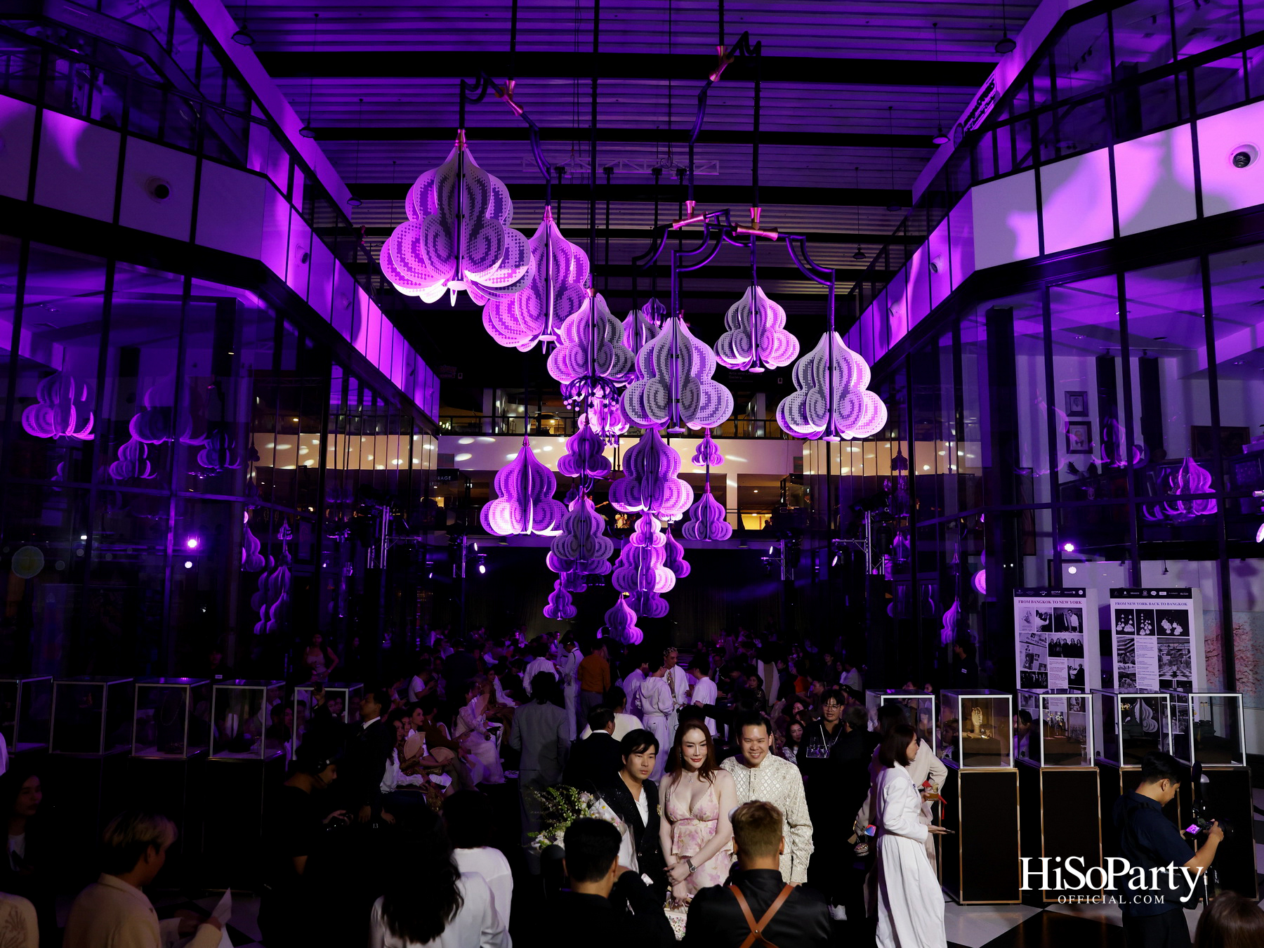 River City Bangkok เปิดค่ำคืนแห่งแสงไฟ ‘A Constellation in Bloom’ ร่วมกับ SARRAN