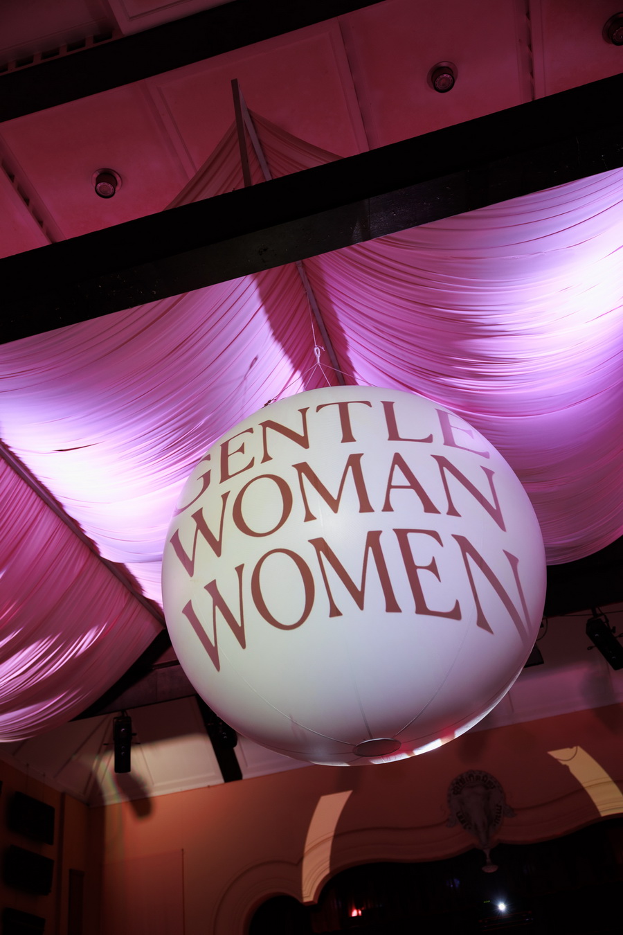 ‘GENTLEWOMAN WOMEN : HER THAI STORY’ เปิดมุมมองตัวตนผู้หญิง ผ่านเสน่ห์กรุงเทพฯ และการปรากฏตัวของ ‘ชมพู่–อารยา’ ในฐานะ Presenter 2026