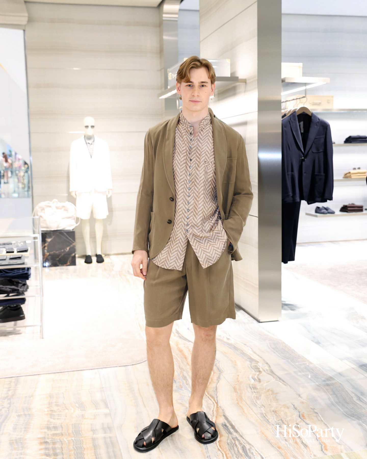 Giorgio Armani เปิดตัวคอลเลกชัน ‘Signature Harmony’ ถ่ายทอดความกลมกลืนแห่งดีไซน์ใน SS2026 ณ ICONSIAM