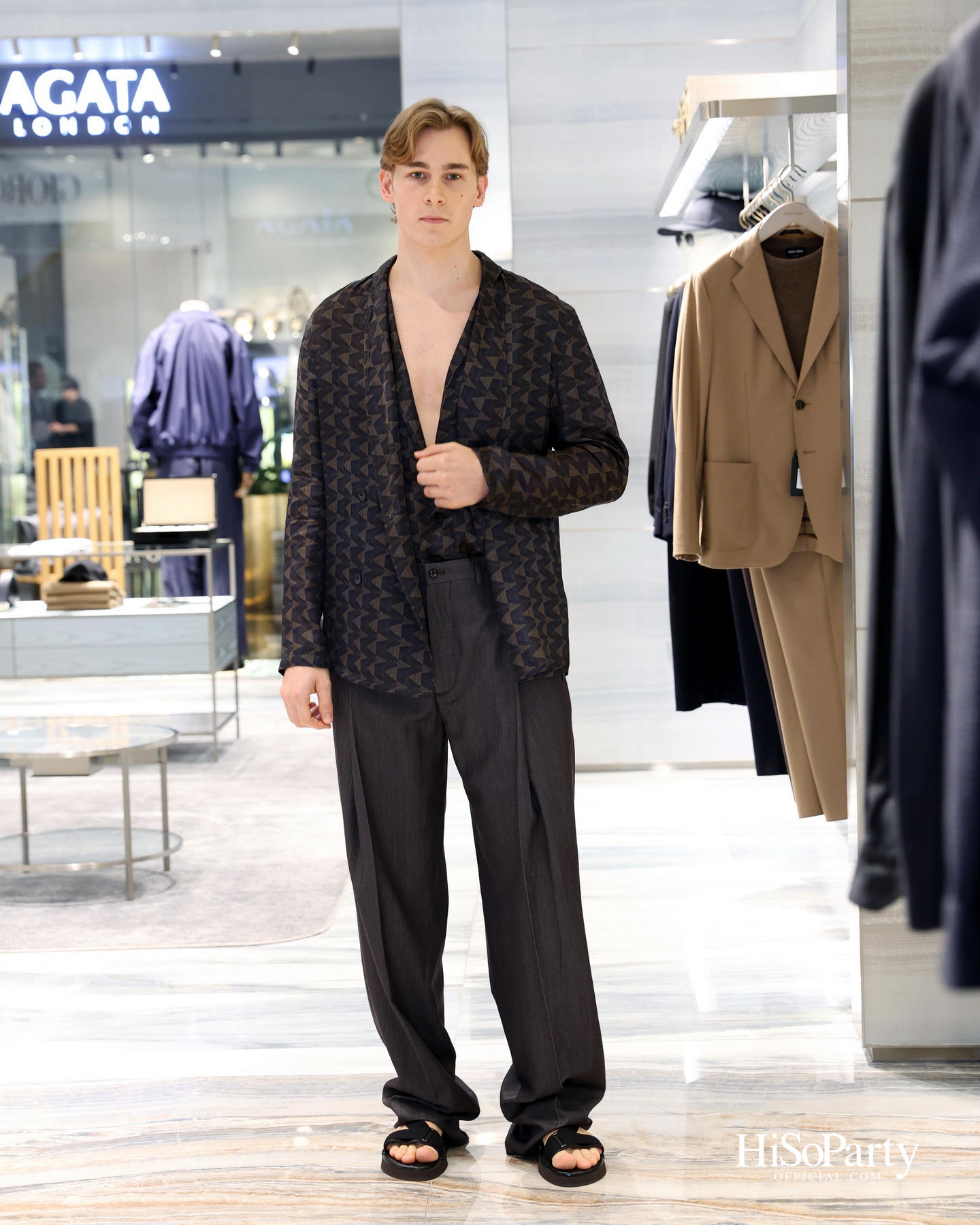 Giorgio Armani เปิดตัวคอลเลกชัน ‘Signature Harmony’ ถ่ายทอดความกลมกลืนแห่งดีไซน์ใน SS2026 ณ ICONSIAM