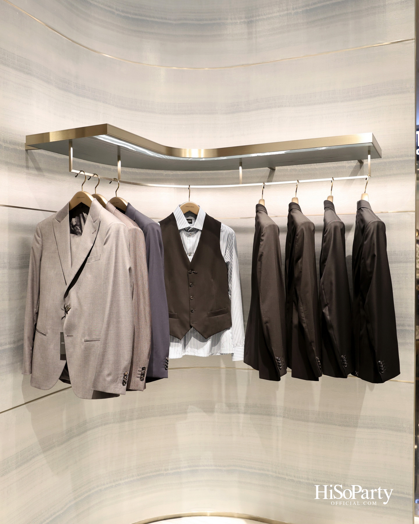 Giorgio Armani เปิดตัวคอลเลกชัน ‘Signature Harmony’ ถ่ายทอดความกลมกลืนแห่งดีไซน์ใน SS2026 ณ ICONSIAM