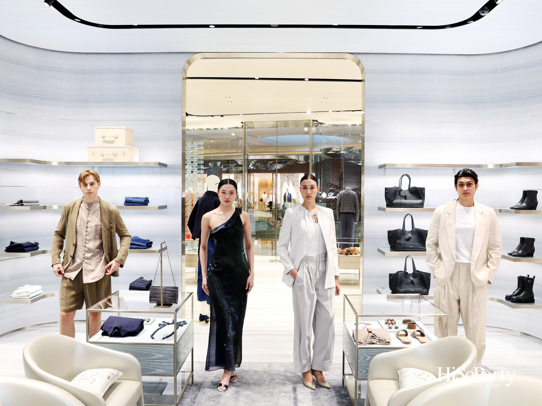 Giorgio Armani เปิดตัวคอลเลกชัน ‘Signature Harmony’ ถ่ายทอดความกลมกลืนแห่งดีไซน์ใน SS2026 ณ ICONSIAM