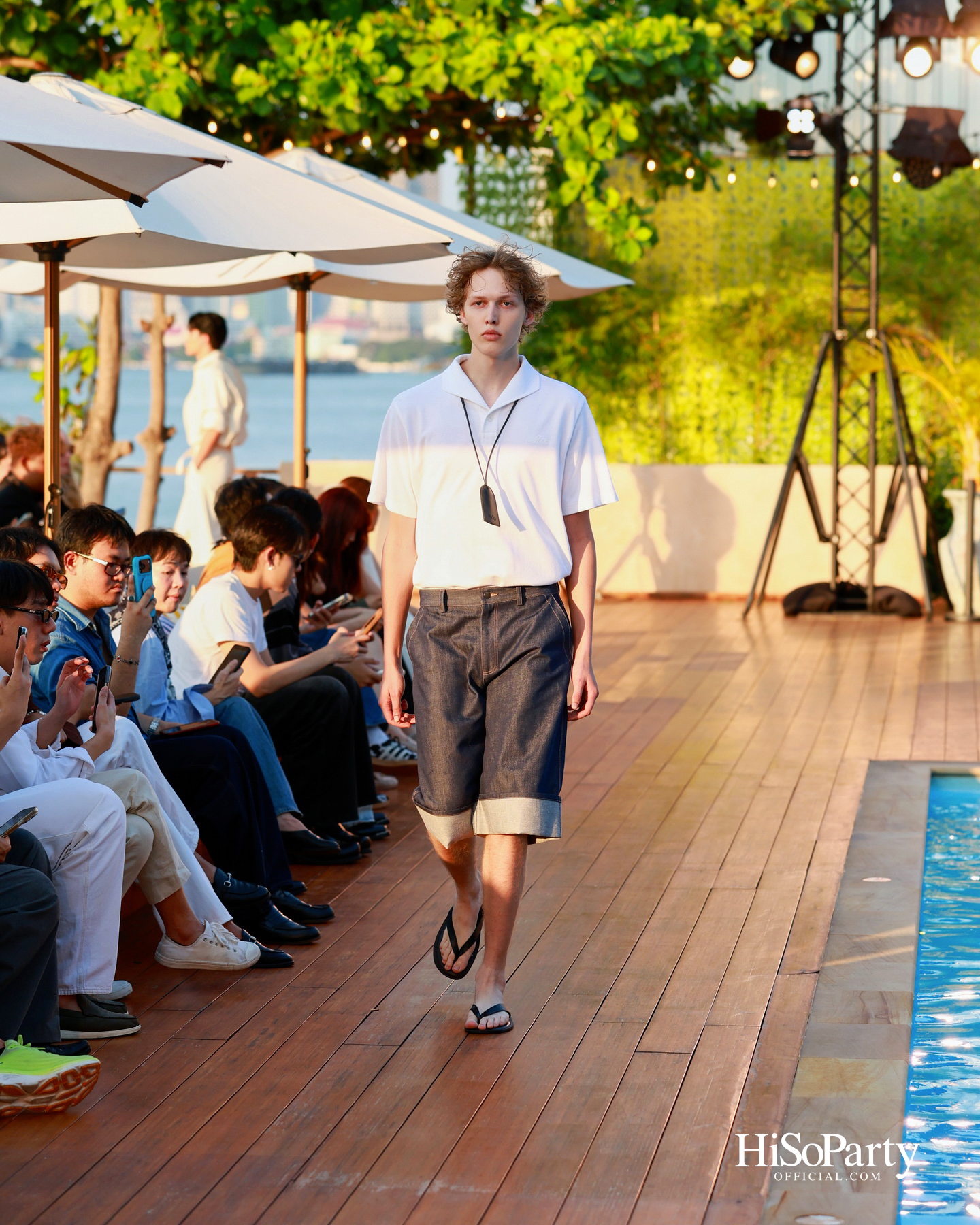 ‘24-Hr Full Service’ จาก MOO Bangkok ถ่ายทอดสไตล์ Service & Poolside ในมุมมอง Urban Casual ที่ร่วมสมัย