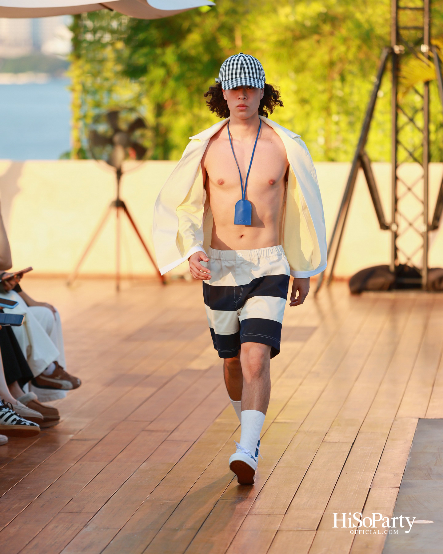 ‘24-Hr Full Service’ จาก MOO Bangkok ถ่ายทอดสไตล์ Service & Poolside ในมุมมอง Urban Casual ที่ร่วมสมัย