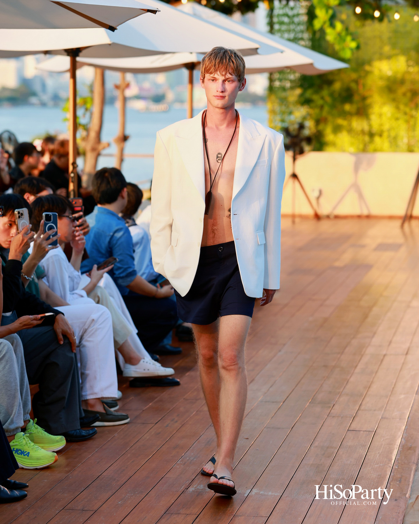 ‘24-Hr Full Service’ จาก MOO Bangkok ถ่ายทอดสไตล์ Service & Poolside ในมุมมอง Urban Casual ที่ร่วมสมัย