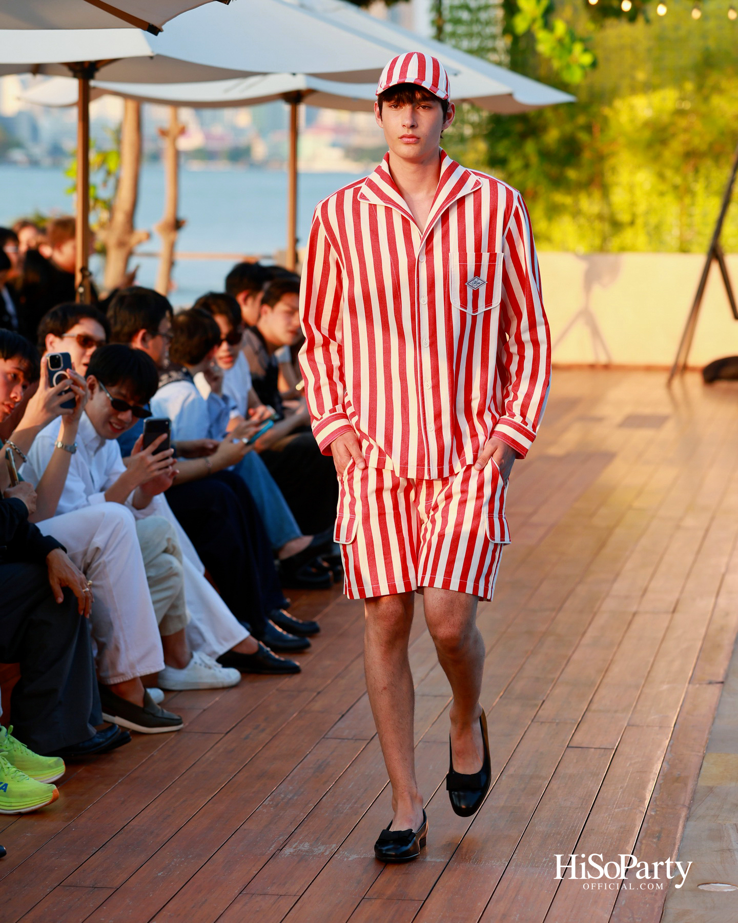 ‘24-Hr Full Service’ จาก MOO Bangkok ถ่ายทอดสไตล์ Service & Poolside ในมุมมอง Urban Casual ที่ร่วมสมัย