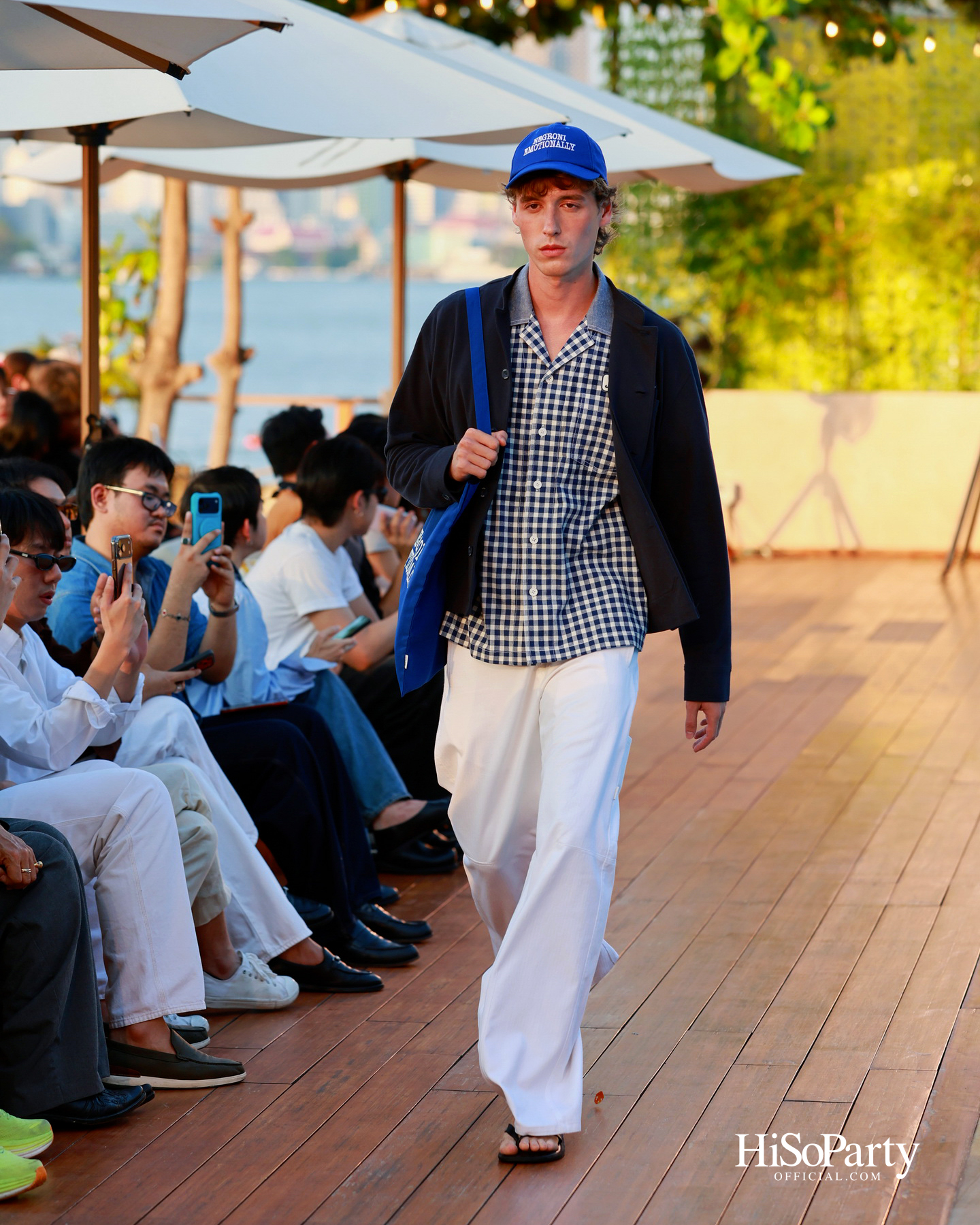 ‘24-Hr Full Service’ จาก MOO Bangkok ถ่ายทอดสไตล์ Service & Poolside ในมุมมอง Urban Casual ที่ร่วมสมัย