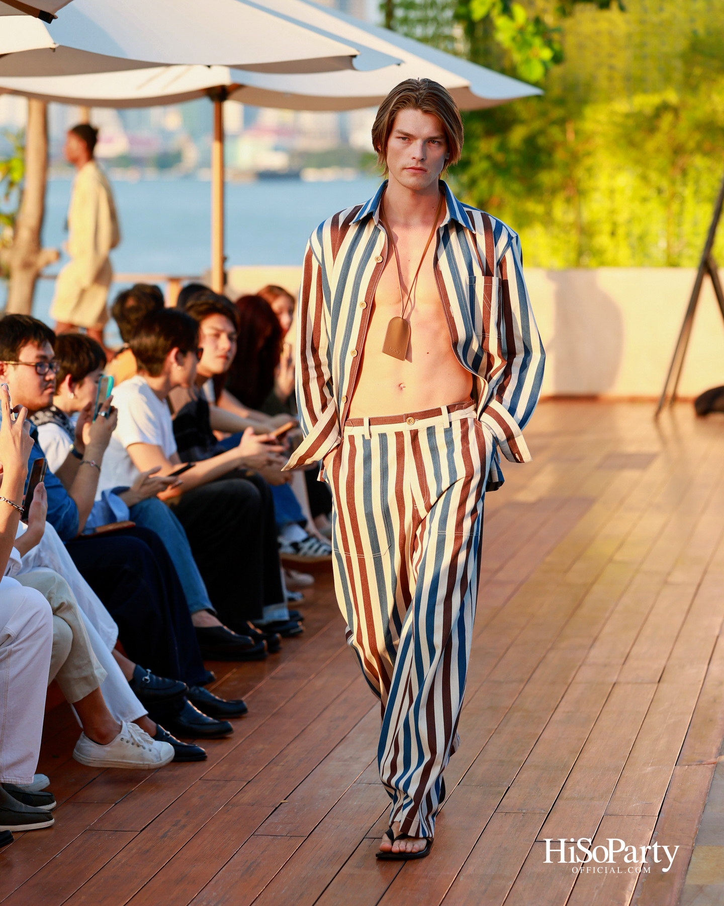 ‘24-Hr Full Service’ จาก MOO Bangkok ถ่ายทอดสไตล์ Service & Poolside ในมุมมอง Urban Casual ที่ร่วมสมัย