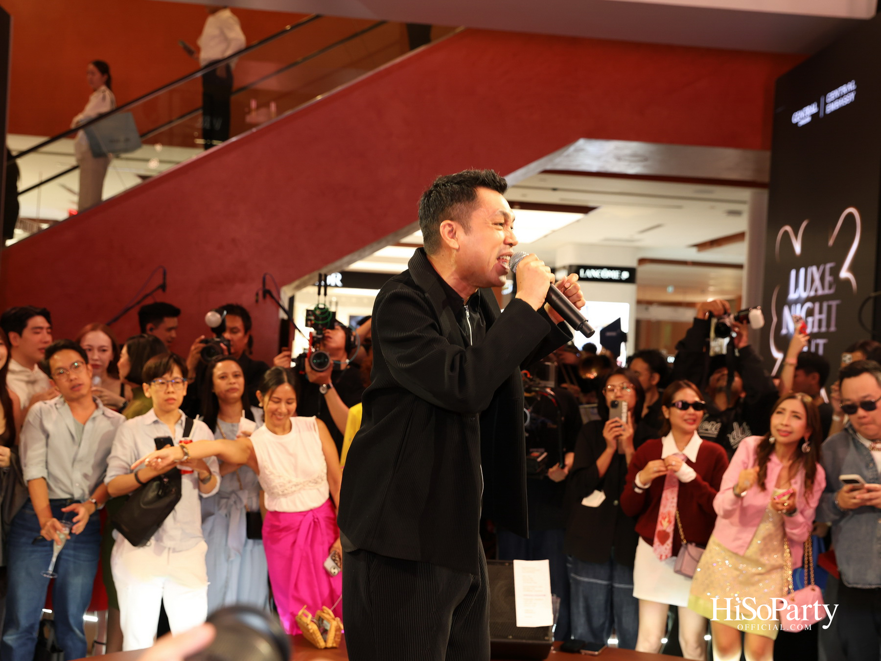 ‘CENTRAL LUXE NIGHT OUT’ ค่ำคืนแห่งแฟชั่น ไลฟ์สไตล์ และดนตรีสุดเอ็กซ์คลูซีฟ ณ เซ็นทรัลชิดลม