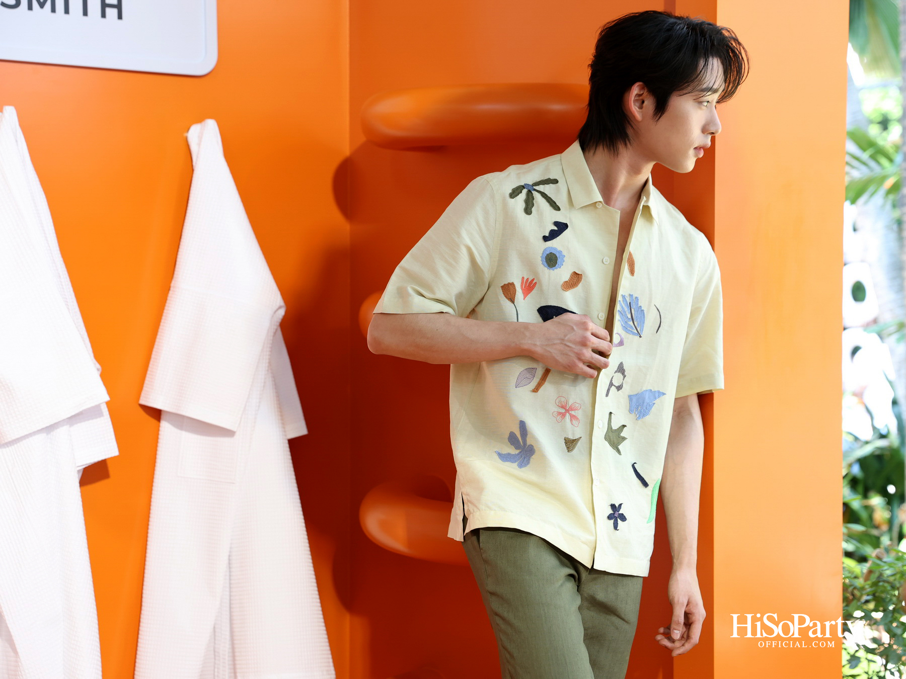 Paul Smith ชวนสัมผัสซัมเมอร์ในงาน ‘Pool Smith’ ถ่ายทอดแรงบันดาลใจสู่คอลเลกชัน Spring/Summer 2026