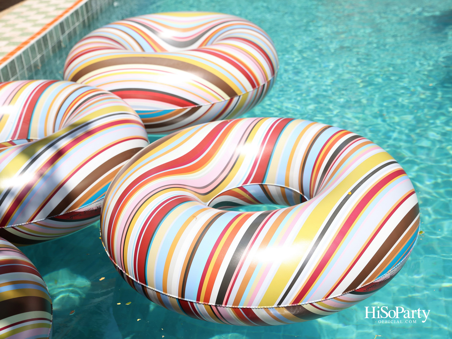 Paul Smith ชวนสัมผัสซัมเมอร์ในงาน ‘Pool Smith’ ถ่ายทอดแรงบันดาลใจสู่คอลเลกชัน Spring/Summer 2026