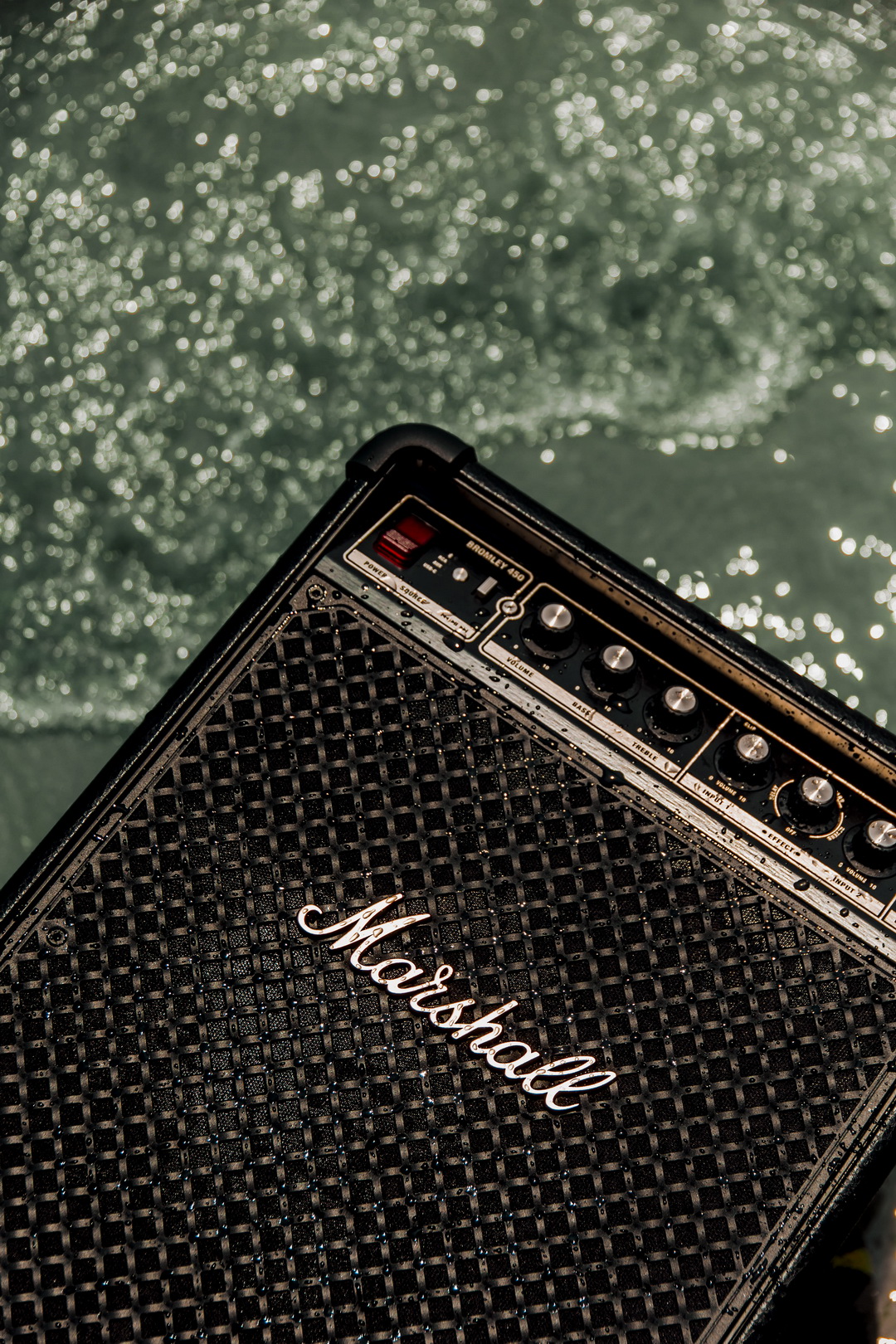 Marshall ปลุกพลังสงกรานต์ผ่าน ‘Party Anywhere’ เปลี่ยนทุกพื้นที่เป็นเวทีเสียงดนตรีเคลื่อนที่