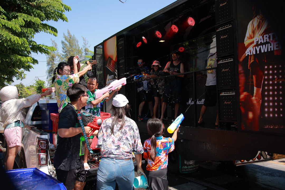 Marshall ปลุกพลังสงกรานต์ผ่าน ‘Party Anywhere’ เปลี่ยนทุกพื้นที่เป็นเวทีเสียงดนตรีเคลื่อนที่