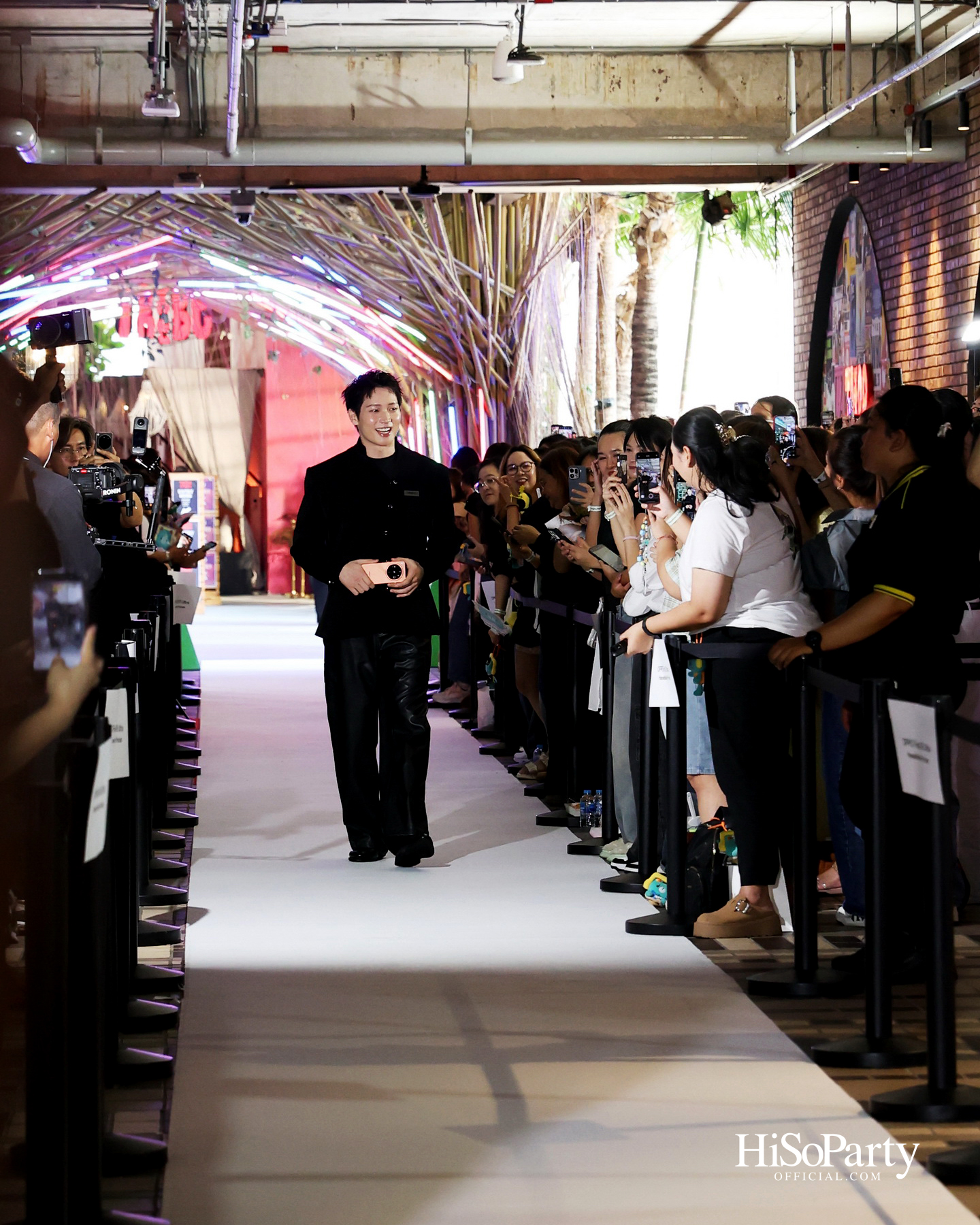 OPPO เปิดประสบการณ์ ‘Ultra Imaging Night’ เปิดตัว Find X9 Ultra & Find X9s พร้อมยกระดับสมาร์ตโฟนสายถ่ายภาพสู่ระดับอัลตรา