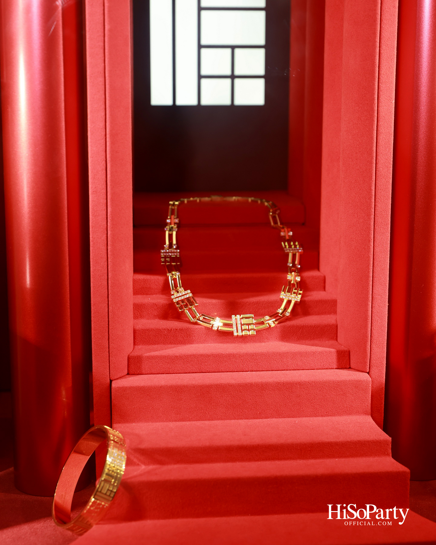 Chow Tai Fook ฉลองเปิดตัวบูติกใหม่ ณ สยามพารากอน พร้อมเผยโฉมคอลเลกชัน ‘DAWN’