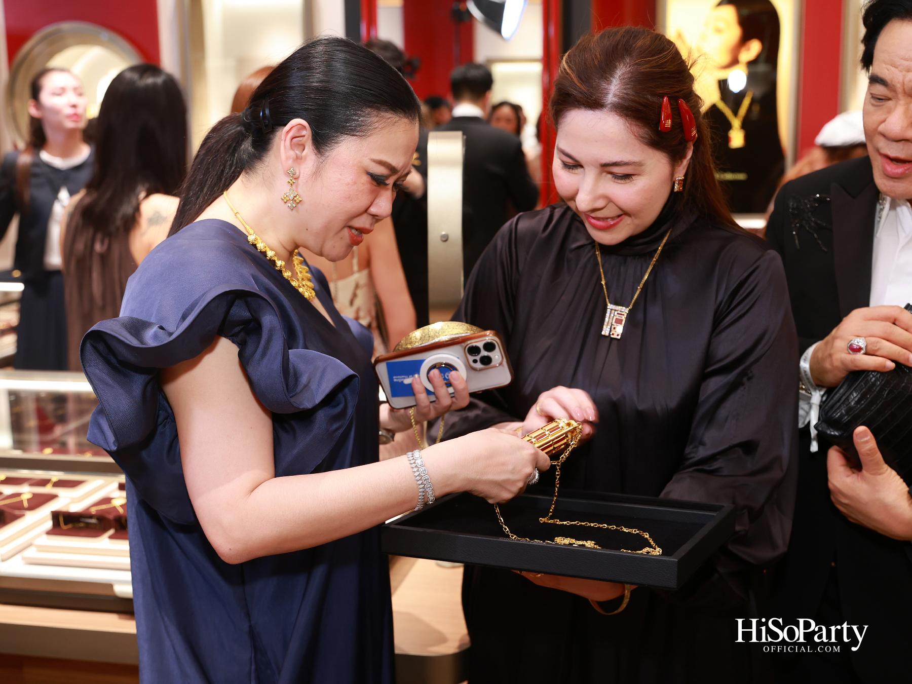 Chow Tai Fook ฉลองเปิดตัวบูติกใหม่ ณ สยามพารากอน พร้อมเผยโฉมคอลเลกชัน ‘DAWN’