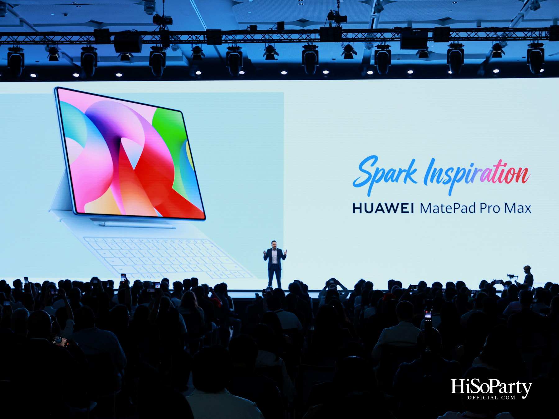 Huawei สร้างประวัติศาสตร์เปิดตัวนวัตกรรมระดับโลกที่ประเทศไทย ภายใต้แนวคิด ‘Now Is Your Spark’